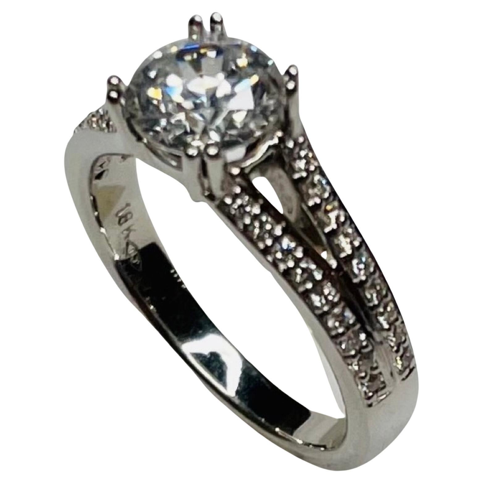 Lithos 18K White Gold Diamond Engagement Ring
