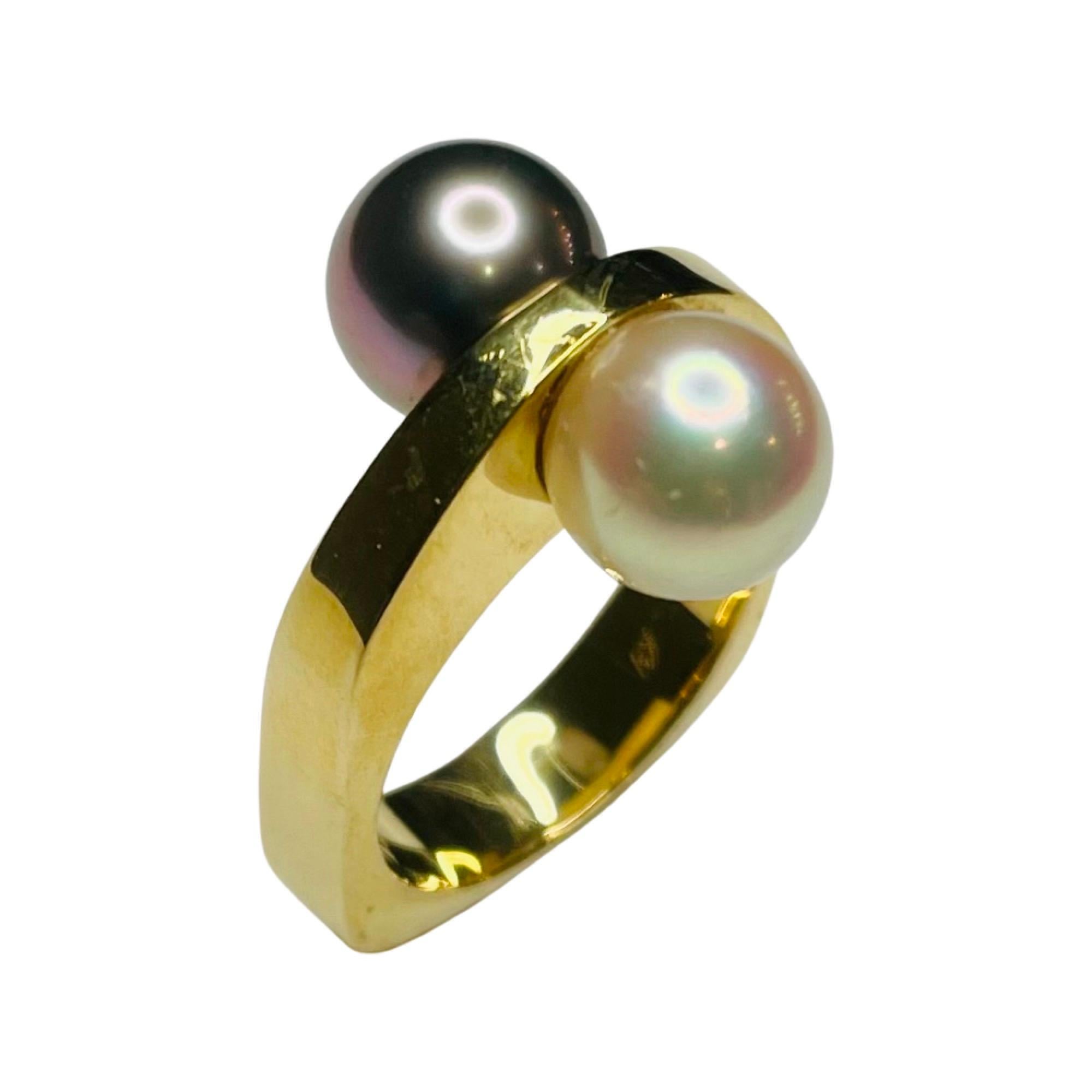 Uncut Lithos 18K Yellow Gold Cultured Black Tahitian Pearl and White Akoya Pearl Ring For Sale
