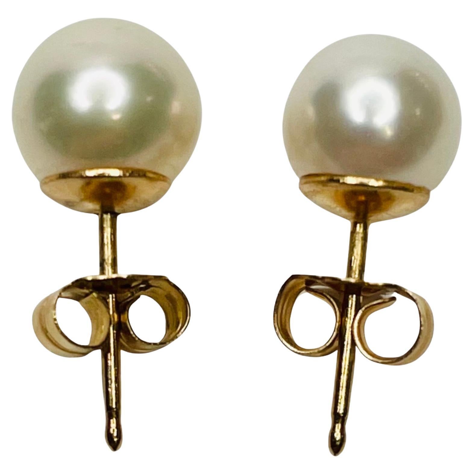 Lithos 18K Yellow Gold Cultured Japanese Akoya Pearl Earring For Sale