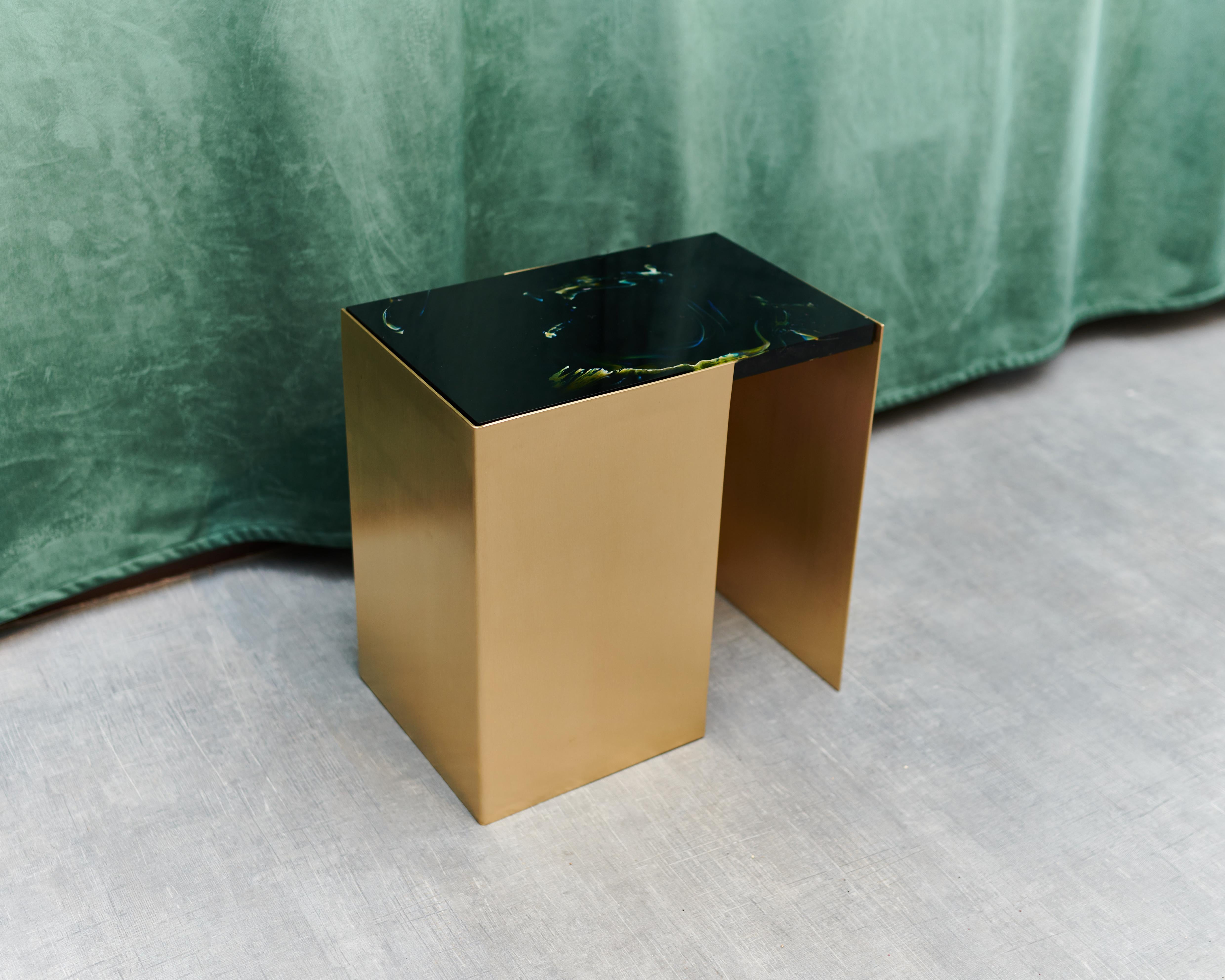 Other Lithyalin and Brass Table by Dechem Studio For Sale