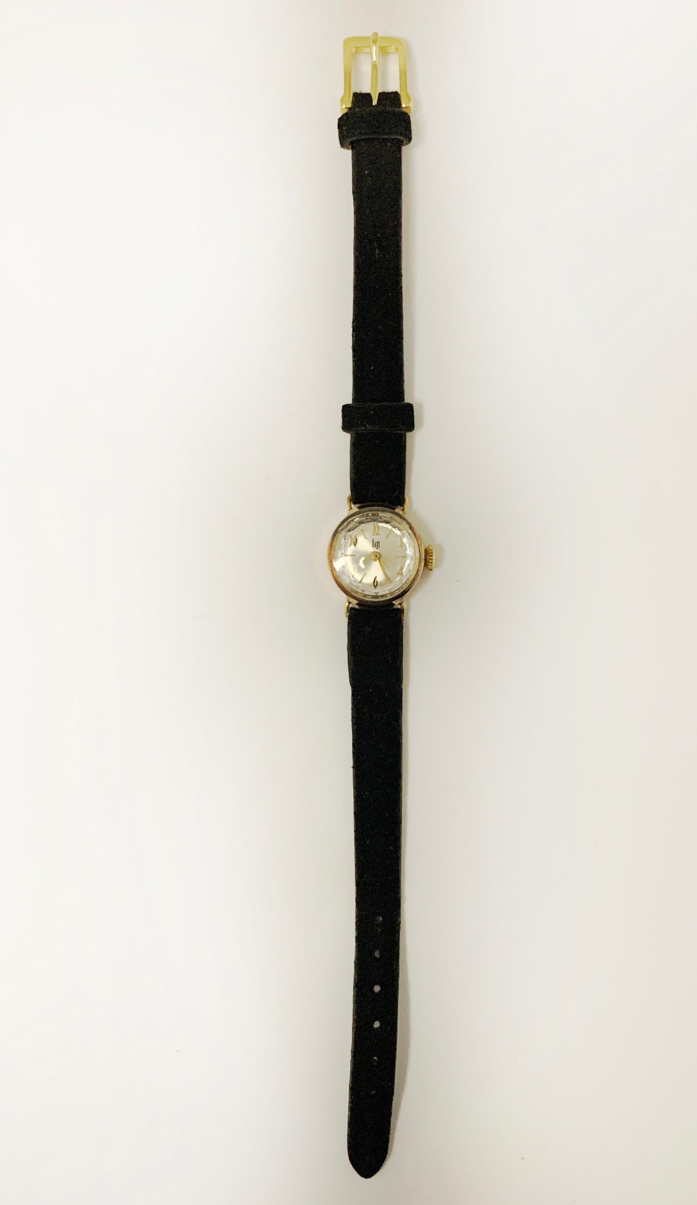 lip t18 on wrist