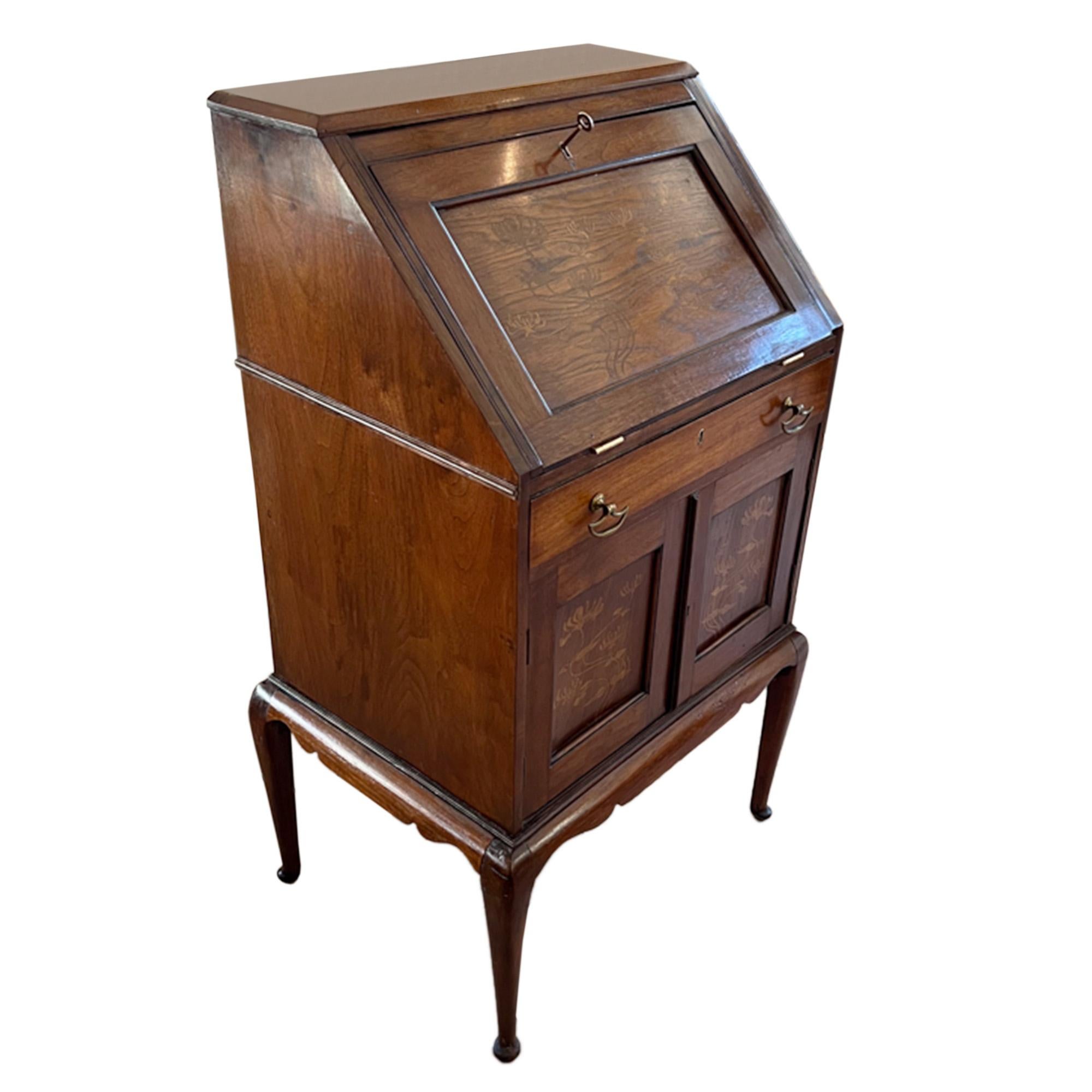 Fait main Petit bureau du 19e siècle par Gillows of Lancaster en vente