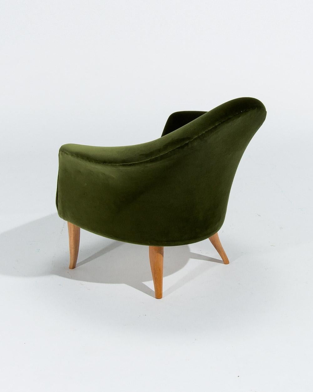 Milieu du XXe siècle Chaise Little Adams de Kerstin Horlin-Holmquist en velours vert, Suède, années 1950 en vente