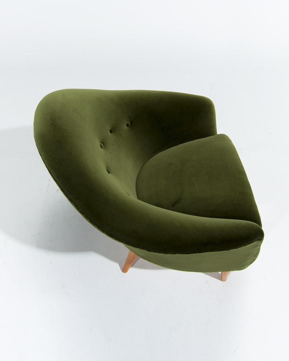 Chaise Little Adams de Kerstin Horlin-Holmquist en velours vert, Suède, années 1950 en vente 1
