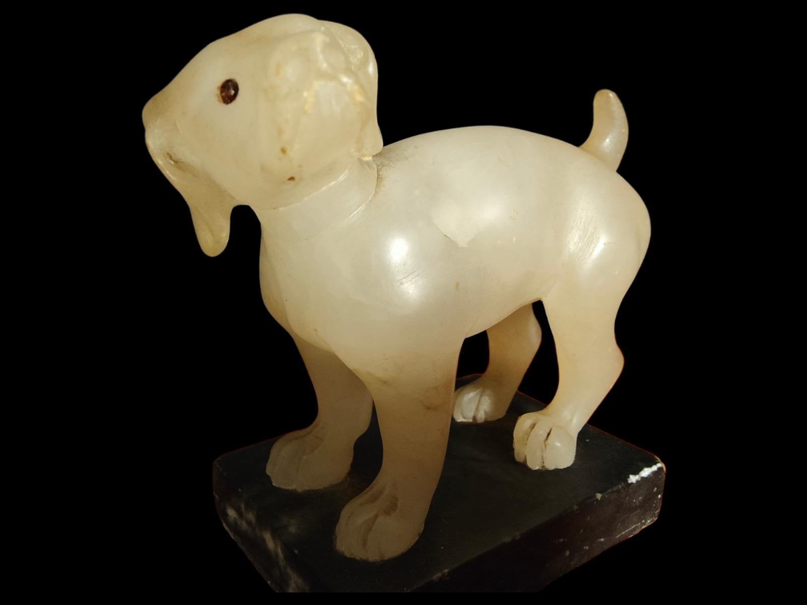 Little Alabaster Dog of the 19th Century For Sale 2