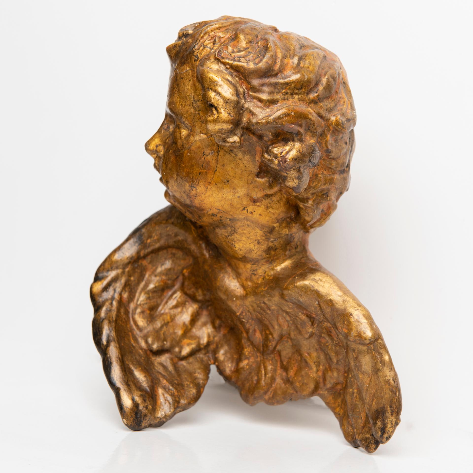 Beaux Arts Little Angel in Gilded Wood For Sale