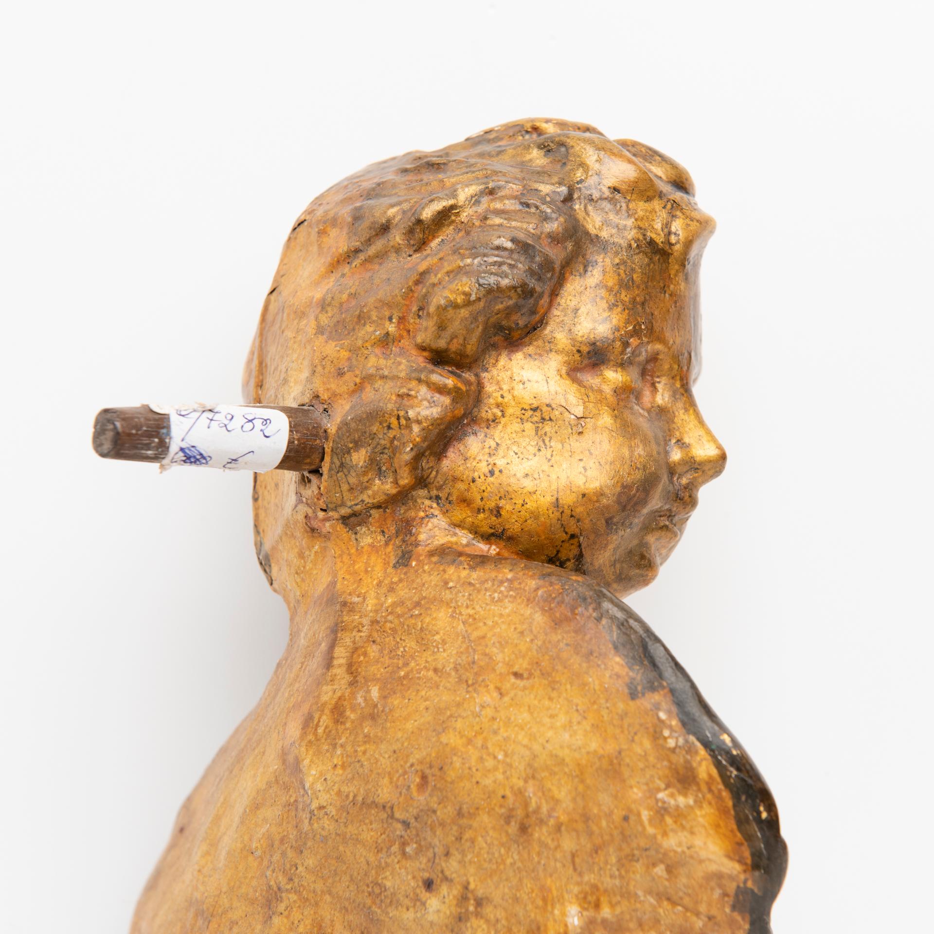 Little Angel in Gilded Wood For Sale 1