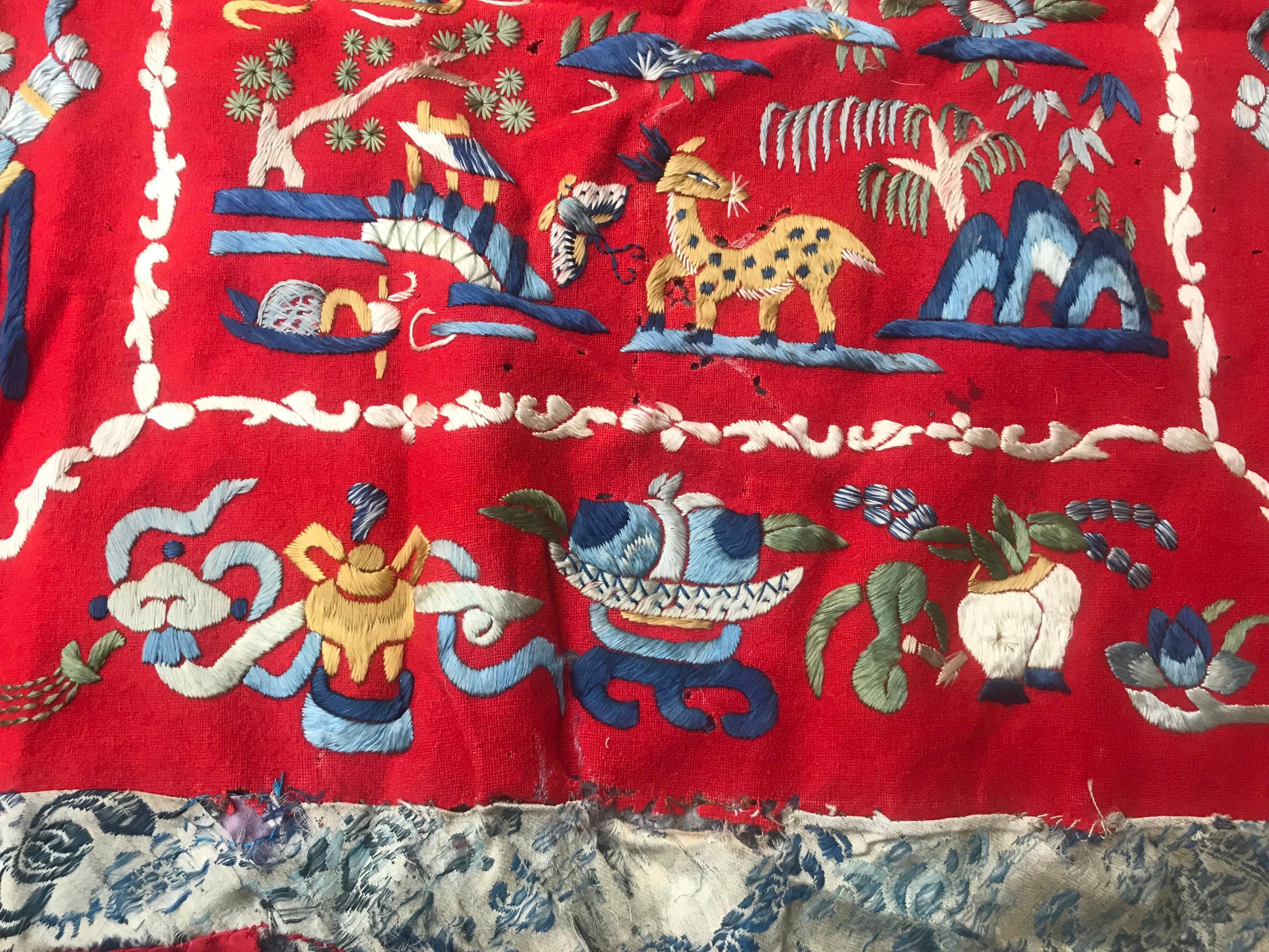 Little Antique Chinese Embroidery For Sale 2