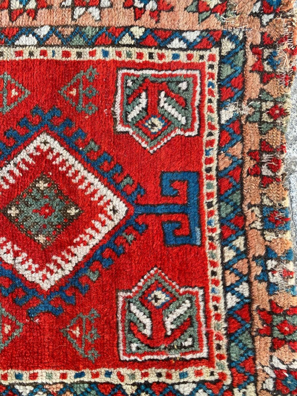 Petit tapis turc ancien Yastik en vente 5