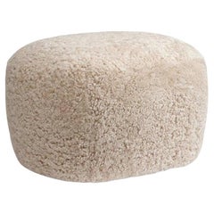 Pouf Little Big, Pelle di pecora Moonlight di Norr11