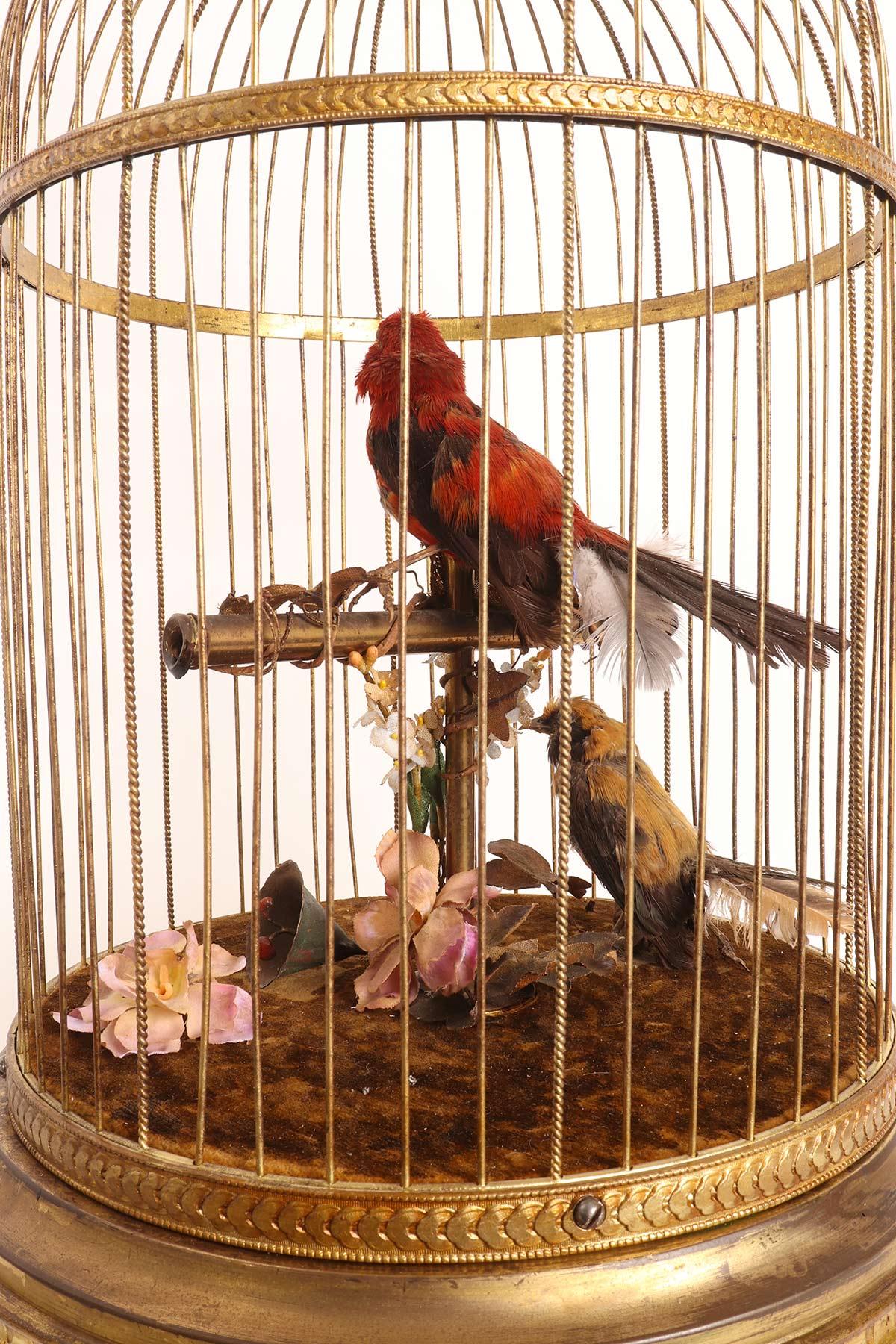 Late 19th Century Little Birds Automatons Singer in a Gilded Cage by Bontems, France, 1890