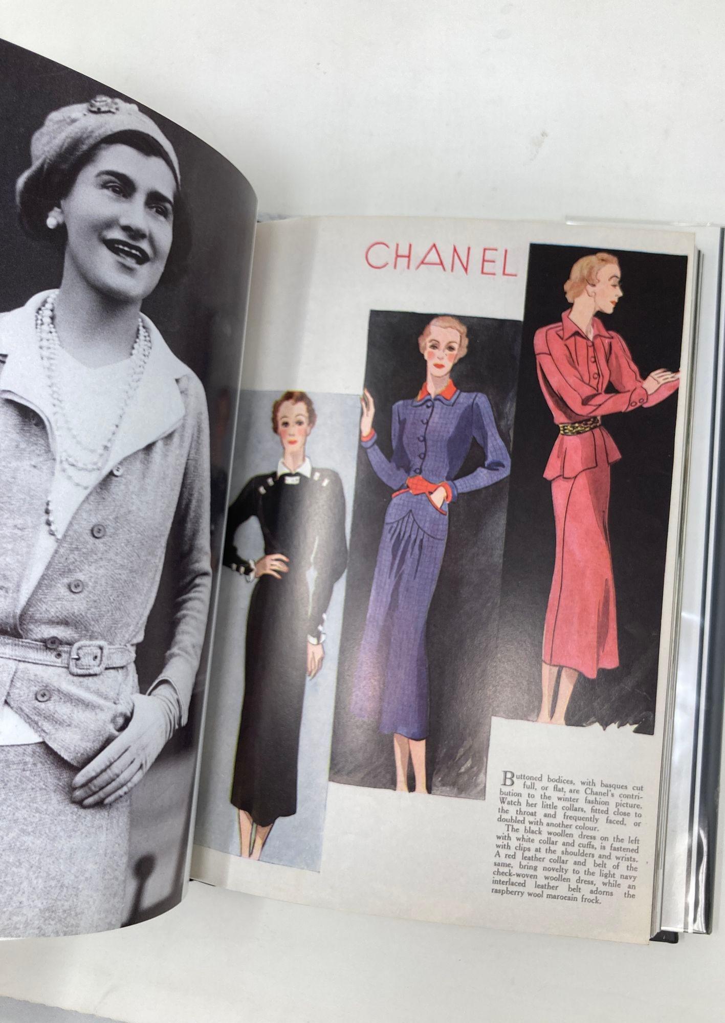 Little Book of Chanel von Lagerfeld: Die Geschichte des ikonischen Modedesigners im Angebot 1