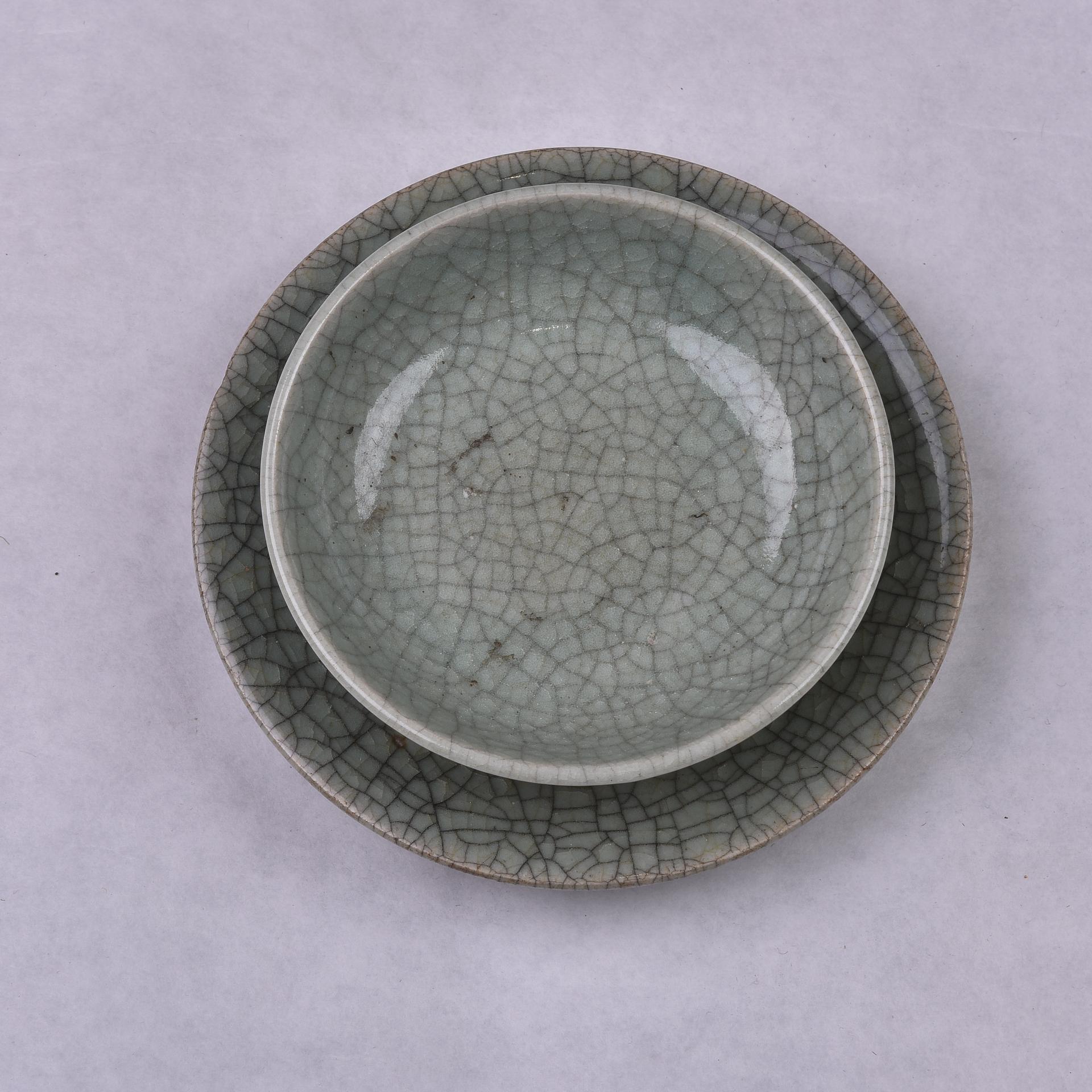 Hand-Crafted Little Chinese Celadon Ming  Plates For Sale