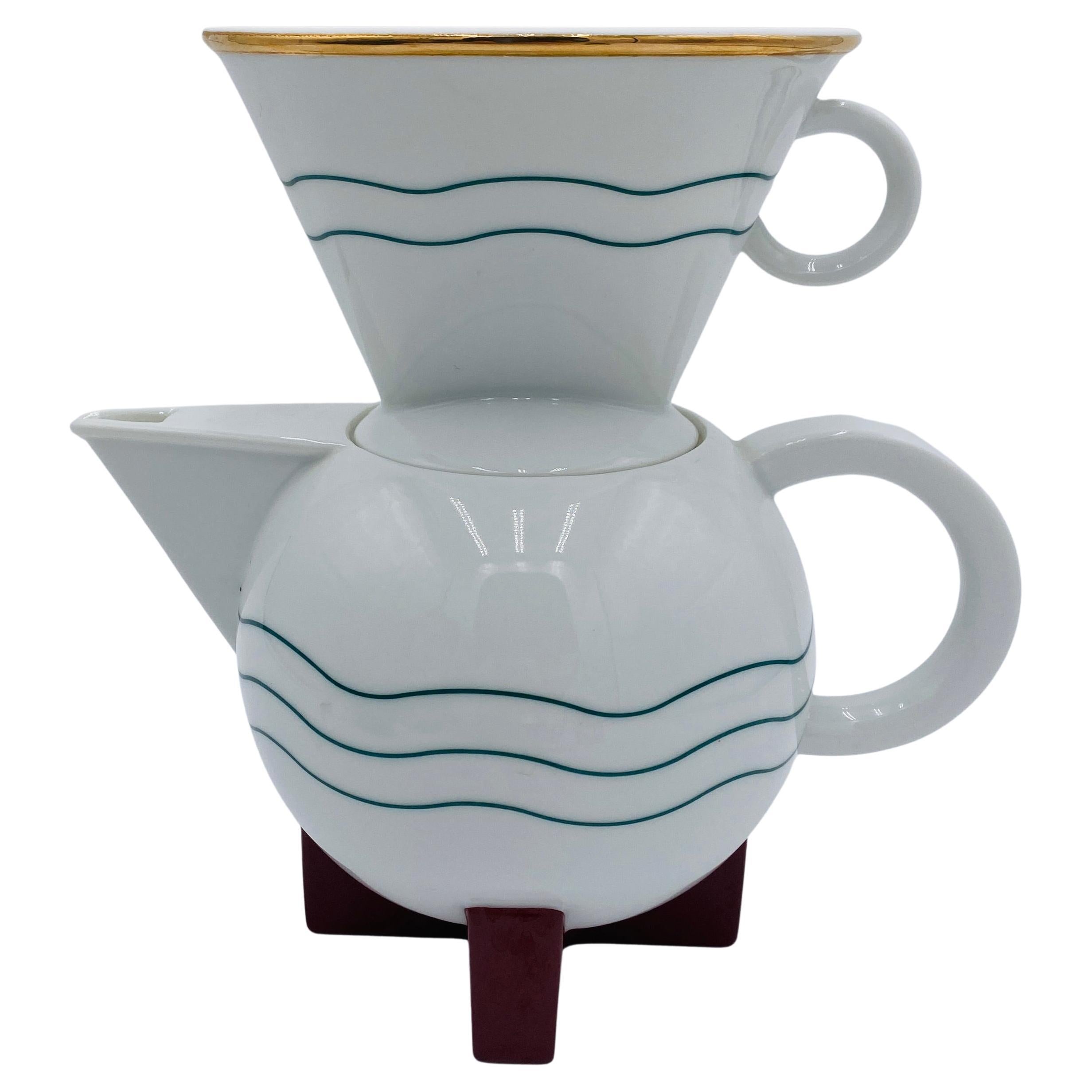 Cafetera de cerámica Little Dripper de Michael Graves para Swid Powell
