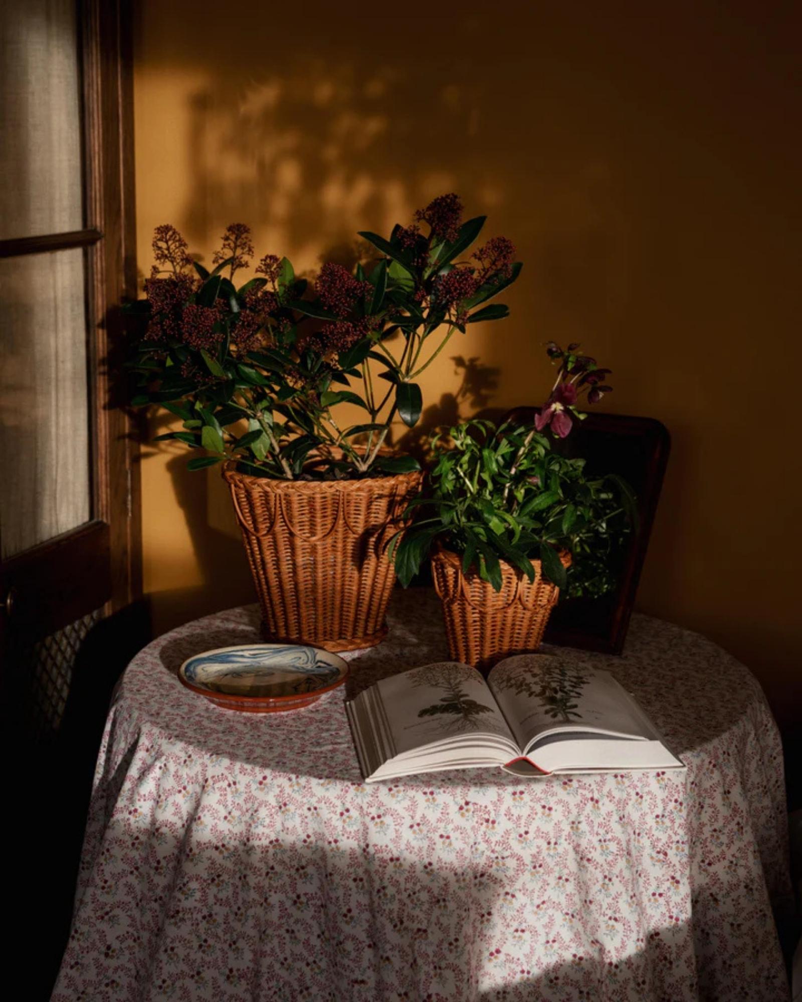 Cotton Little Flower Tablecloth - Round For Sale