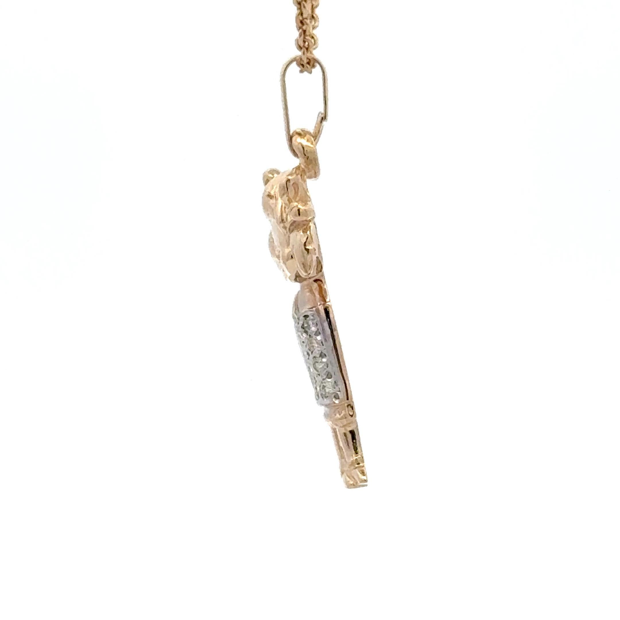 Contemporain Collier pendentif diamant petite fille 0.15 carats or jaune 14 carats 4.4 grammes en vente