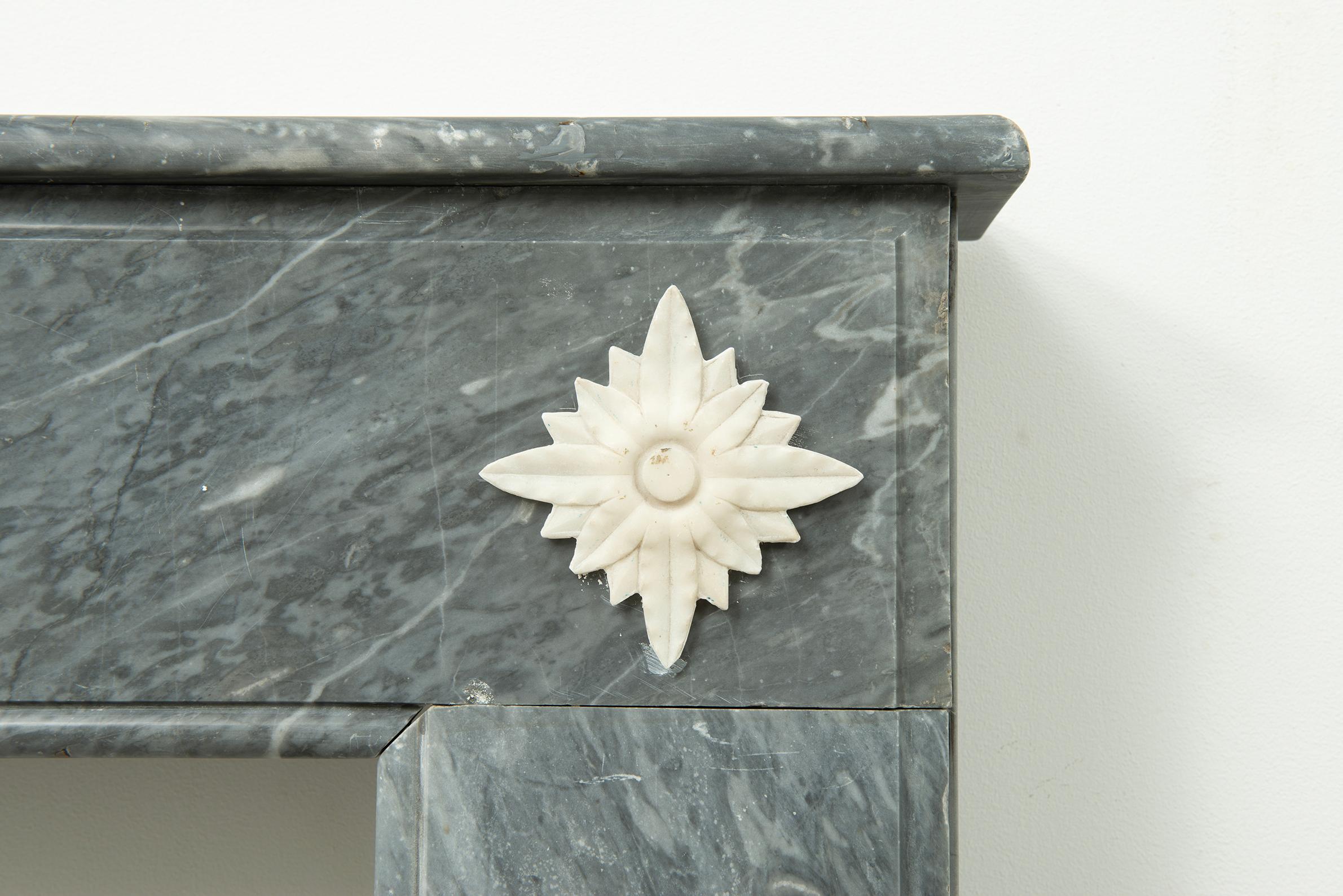 Little Grey Marble Louis XVI Fireplace Mantel In Fair Condition For Sale In Haarlem, Noord-Holland