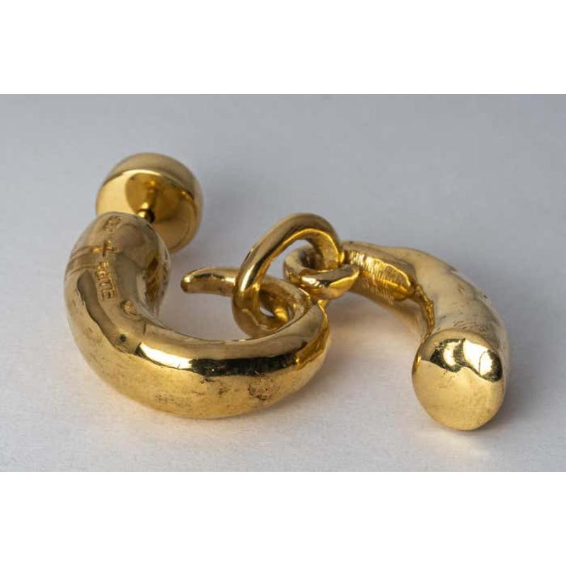 Little Horn Pendant Earring (YGA) In New Condition For Sale In Paris, FR