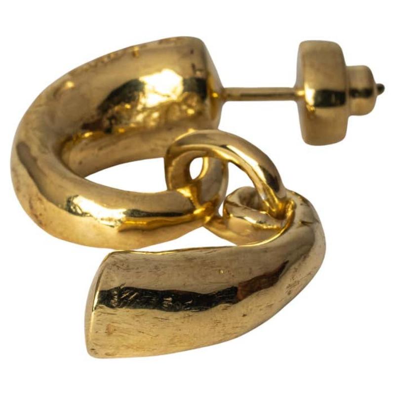 Little Horn Pendant Earring (YGA) For Sale