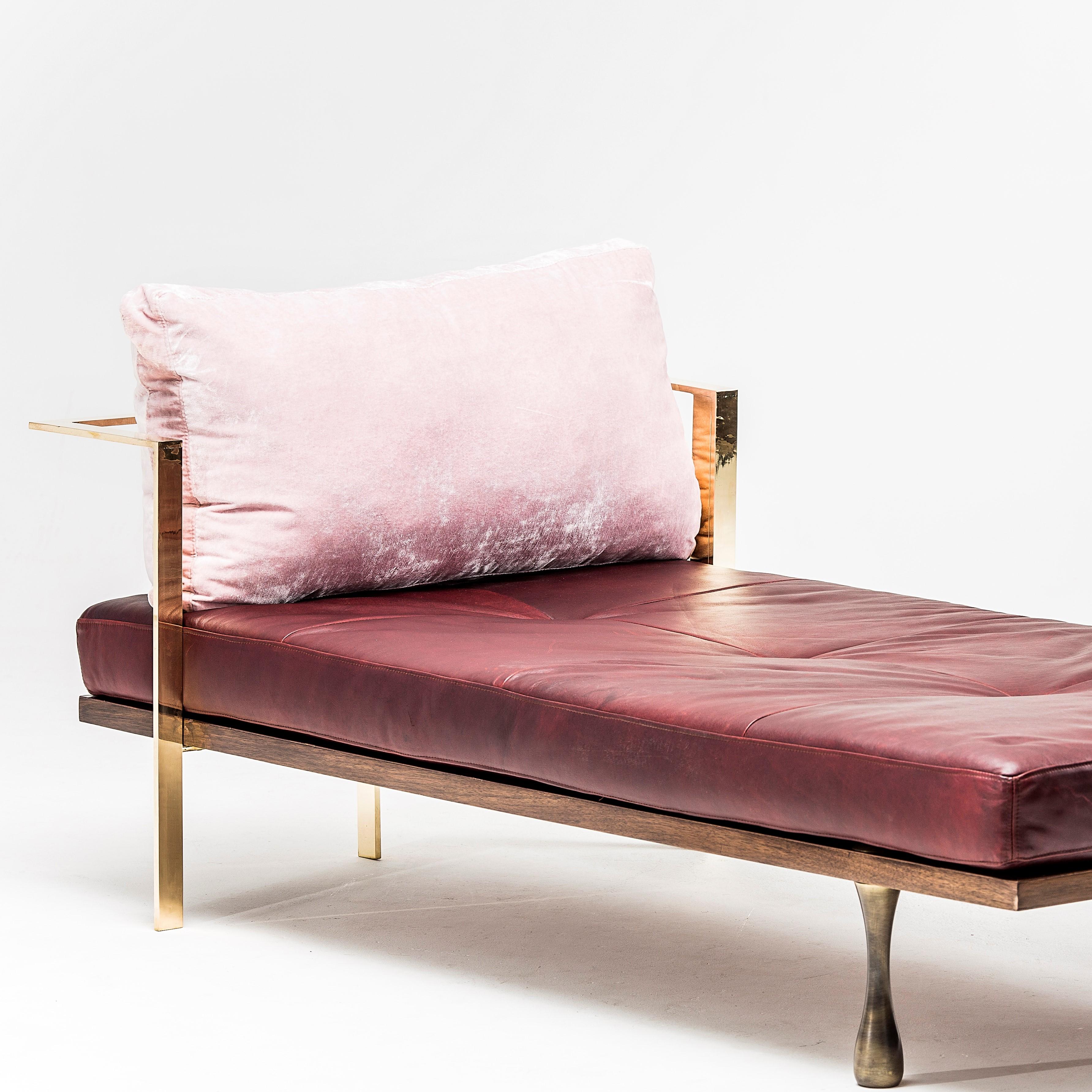 egg day bed