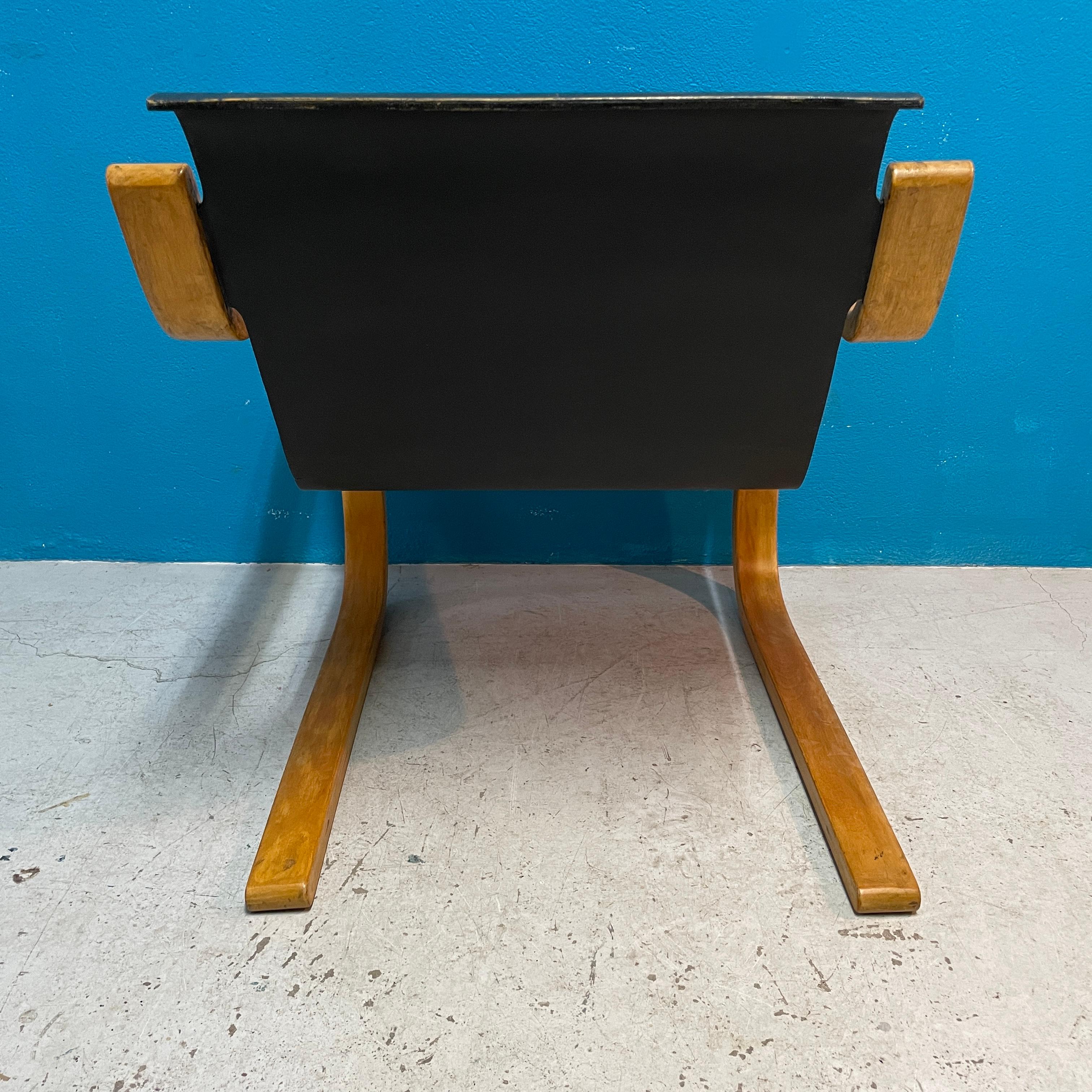 20th Century Little Paimio Cantilevered Chair by Alvar Aalto, Model 31/42