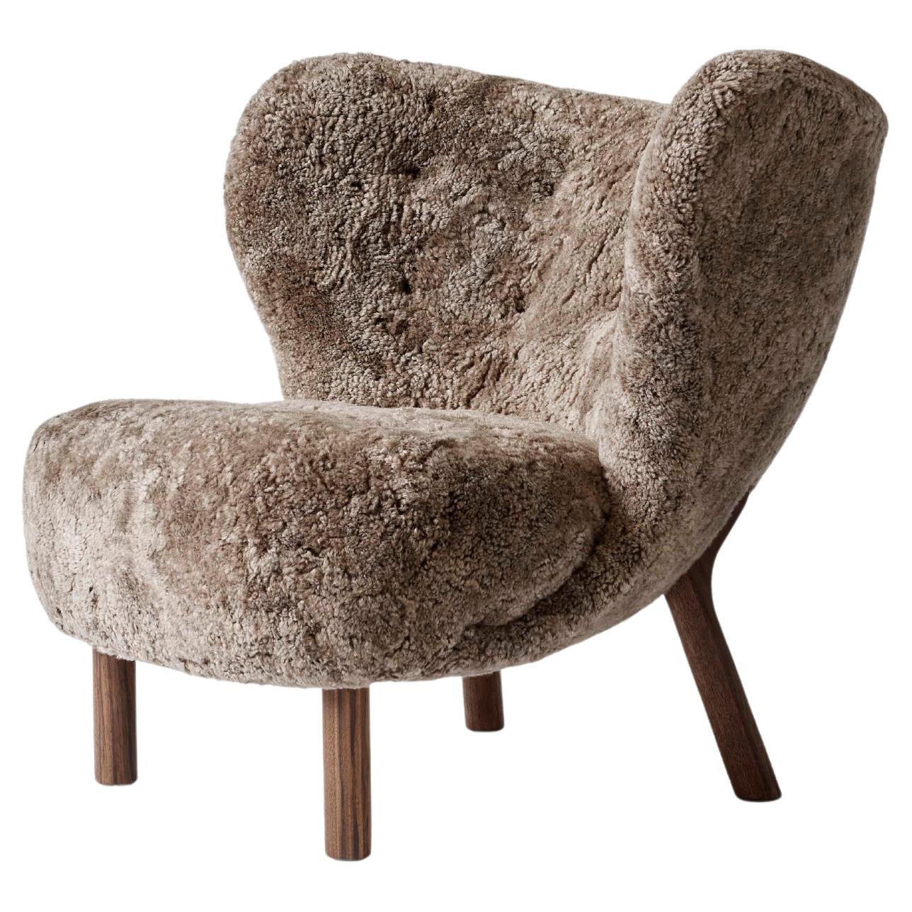 Little Petra VB1, in Sheepskin Sahara 
Walnut by Viggo Boesen for 
Tradition