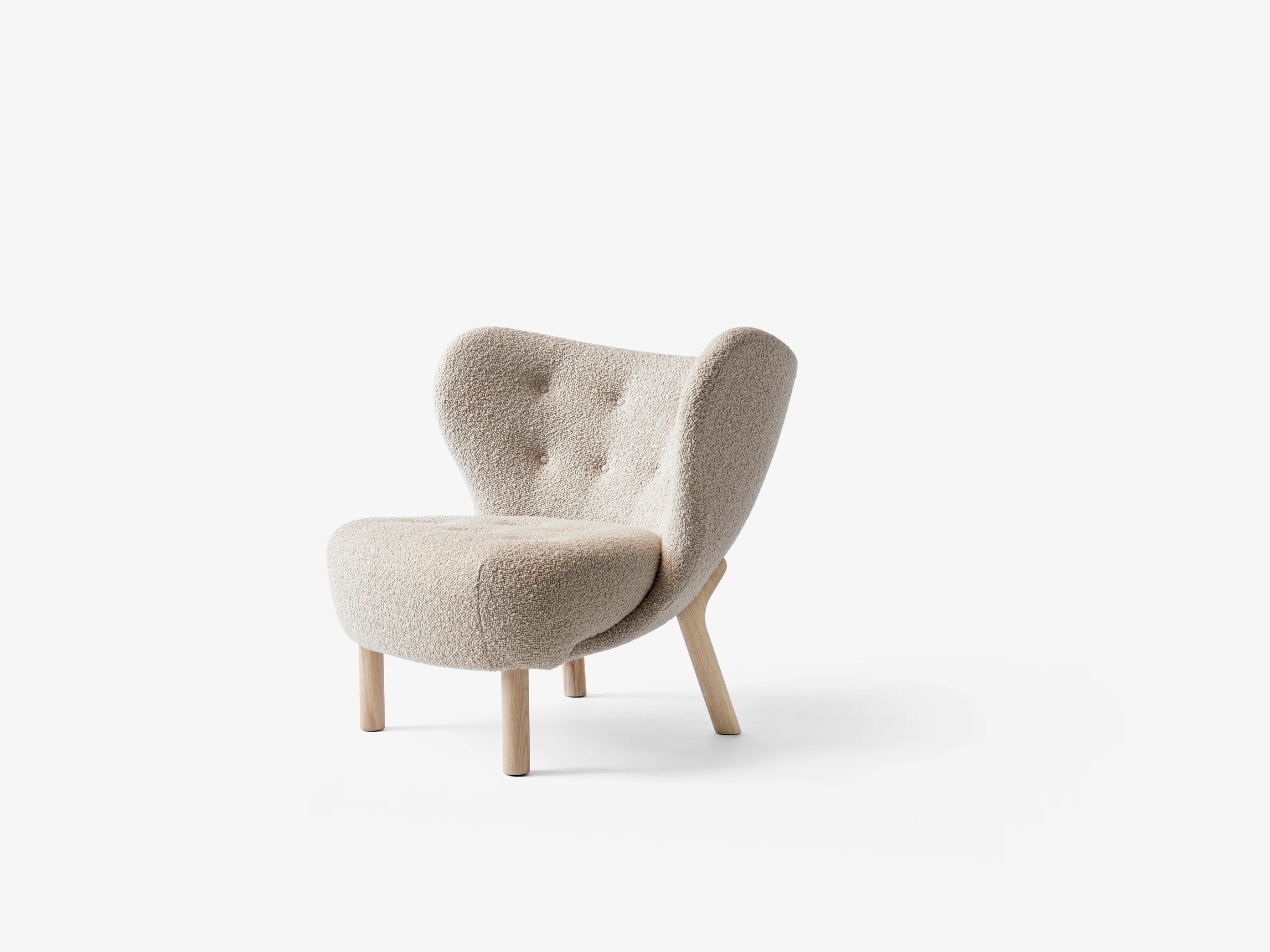 Scandinavian Modern Little Petra VB1 Lounge Chair & Pouf in Oak/COM (Customer's Own Material) for &T For Sale