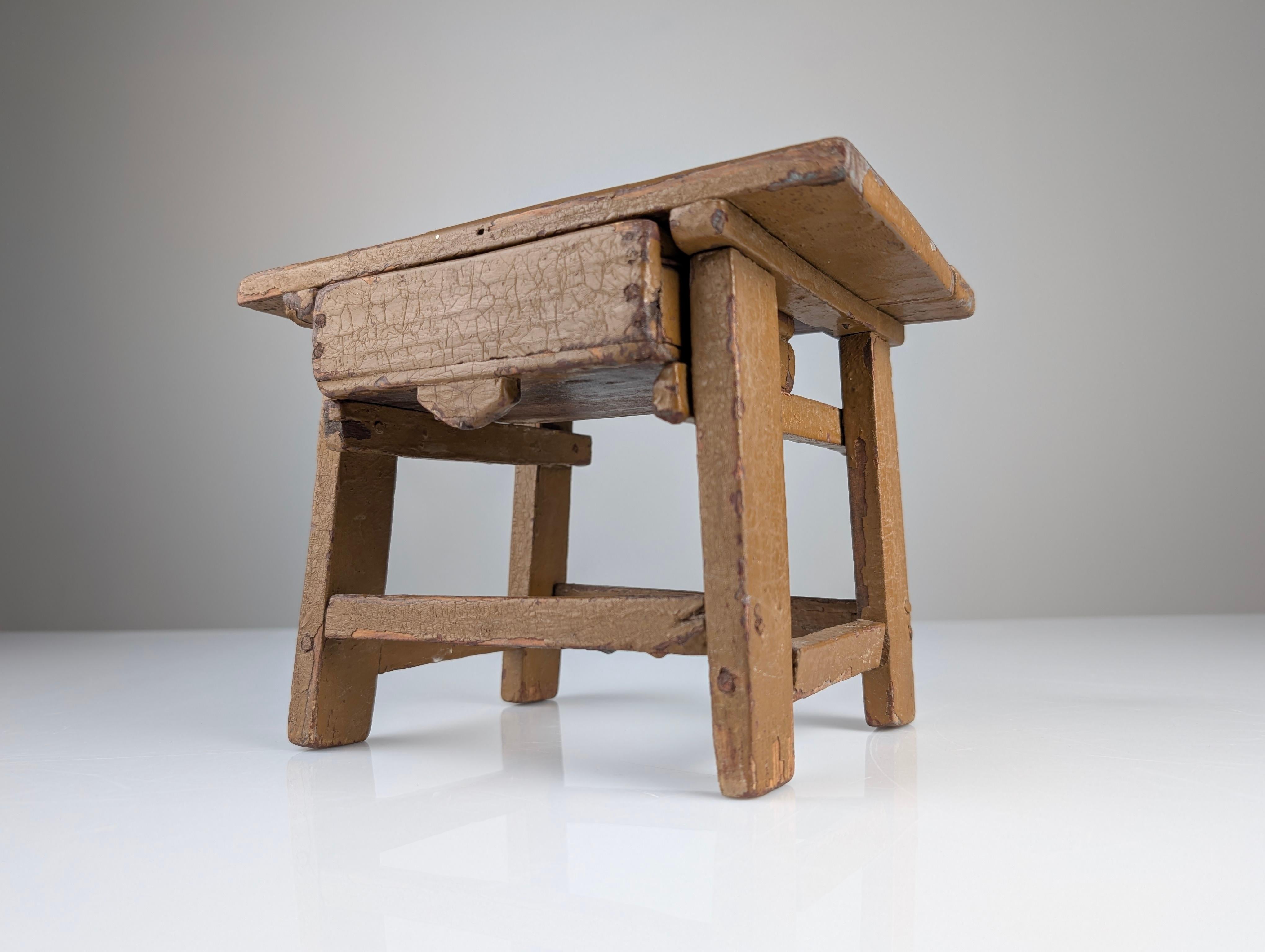 Petit meuble d'appoint rustique, 19e siècle Bon état - En vente à Benalmadena, ES