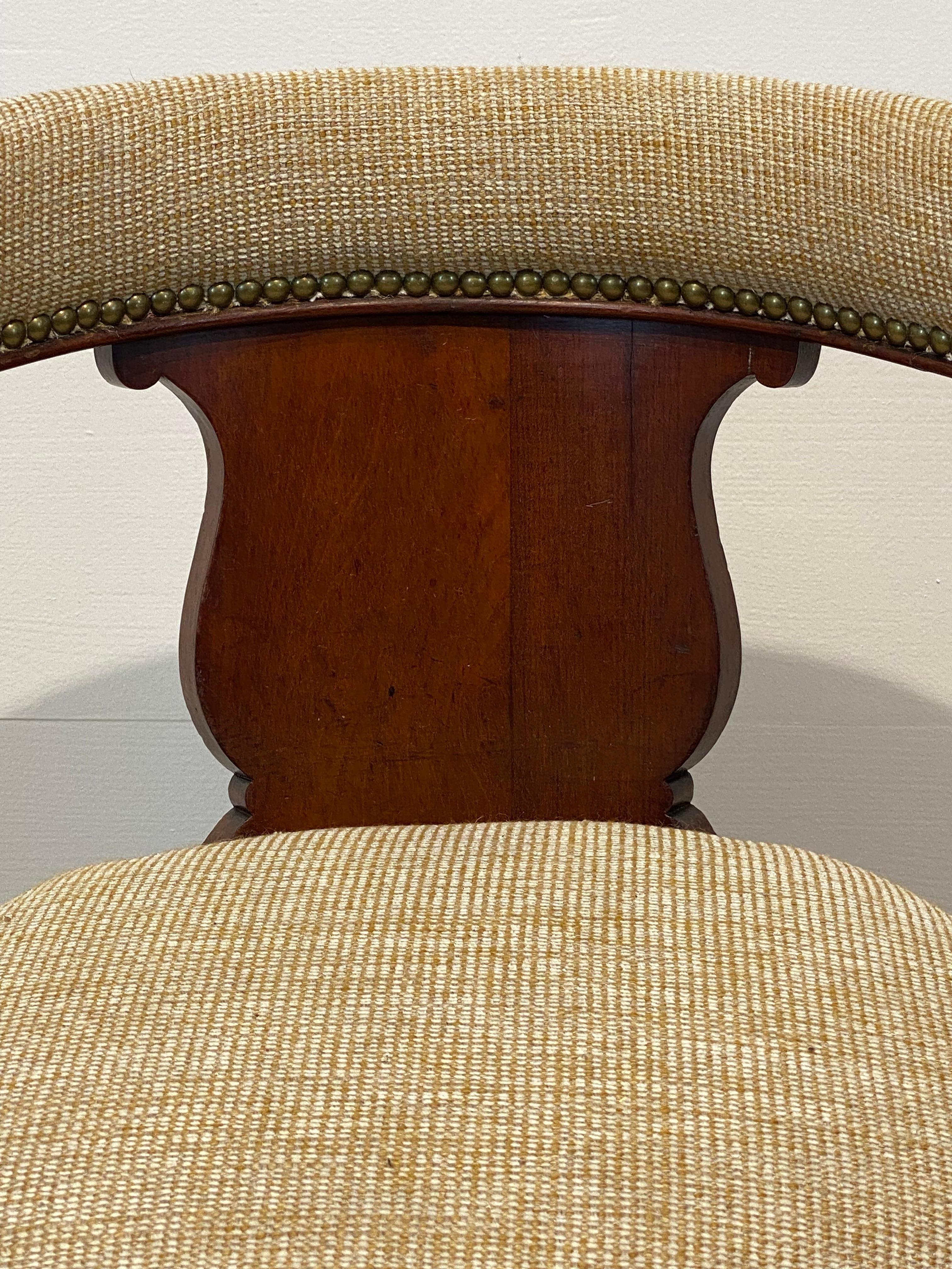 Poli Petite chaise ancienne en vente