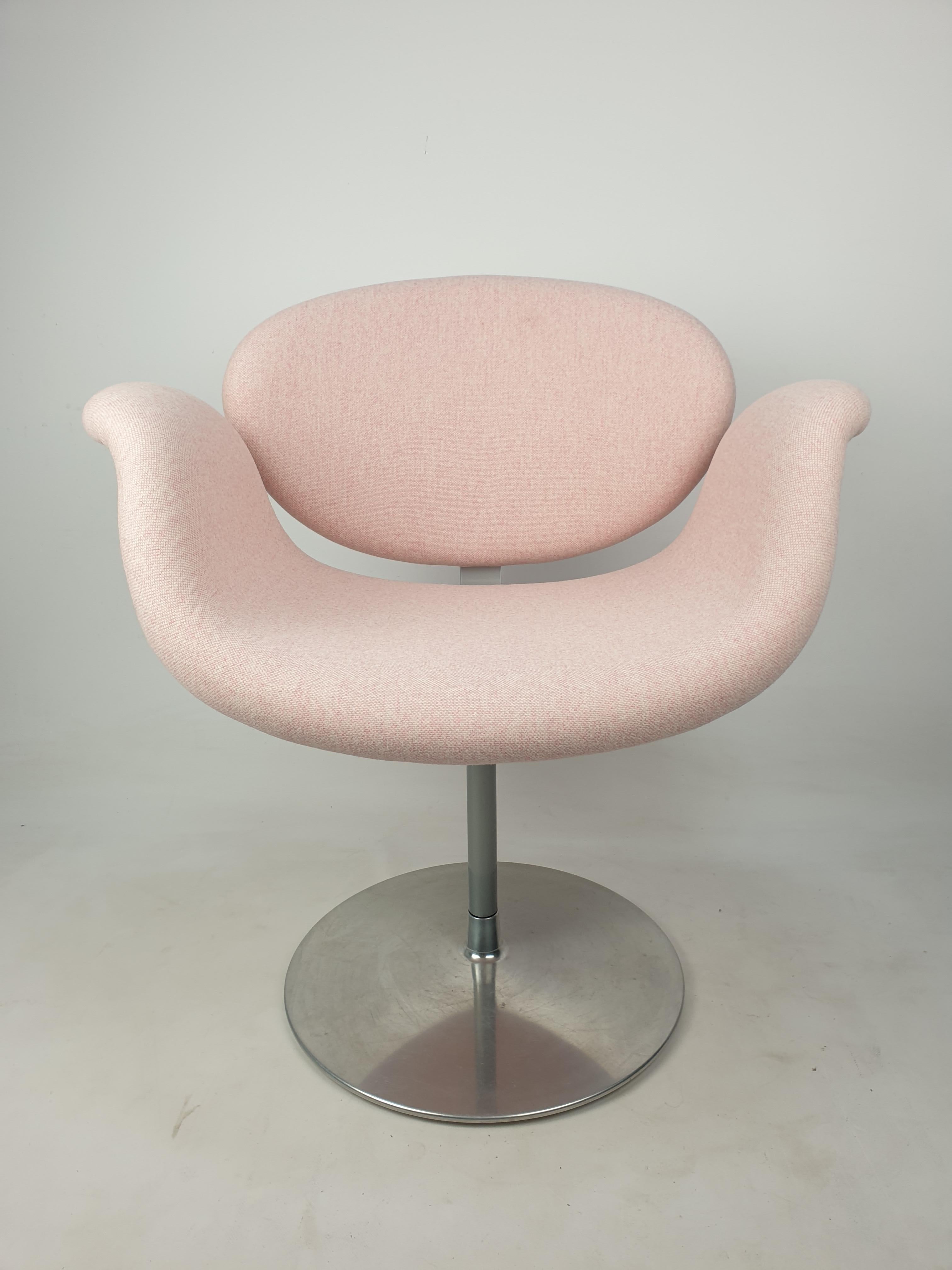 Mid-Century Modern Little Tulip Armchair by Pierre Paulin for Artifort, 1980s For Sale