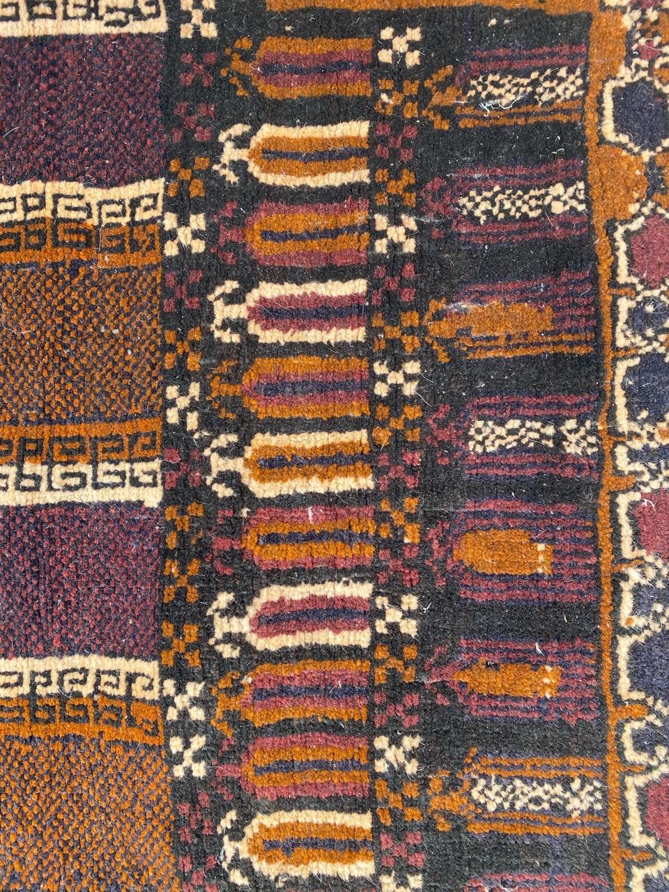 Noué à la main Petit tapis afghan vintage Baluch en vente
