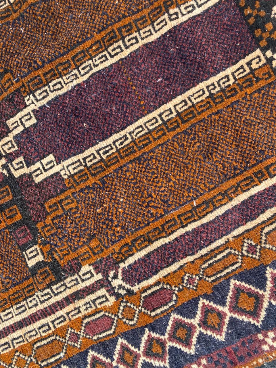 Petit tapis afghan vintage Baluch Bon état - En vente à Saint Ouen, FR