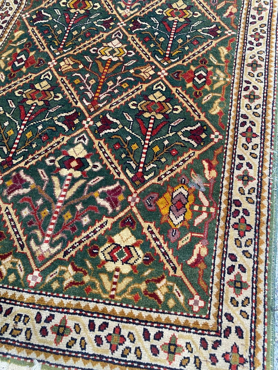 Bobyrugs kleiner Vintage-Schirwan-Teppich im Angebot 4