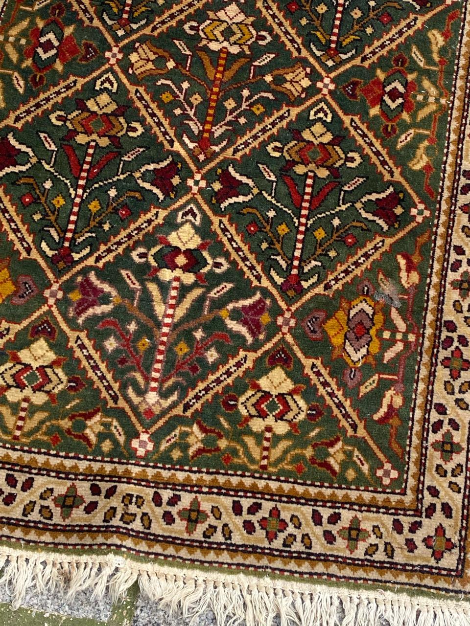 Bobyrugs kleiner Vintage-Schirwan-Teppich (Aserbaidschanisch) im Angebot