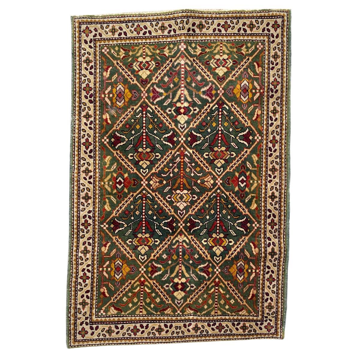 Le petit tapis vintage Shirwan de Bobyrug en vente