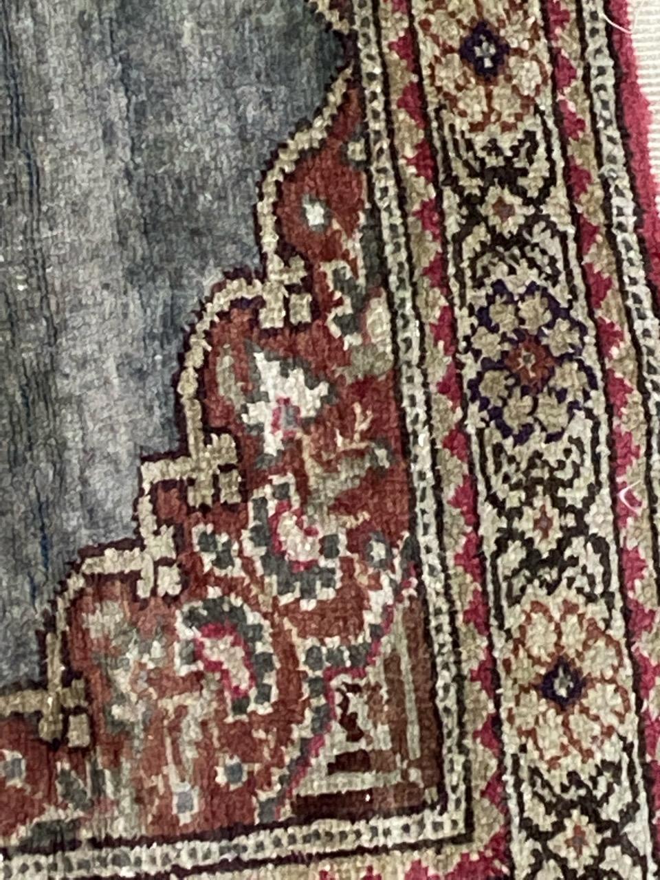 Bobyrug’s Little Vintage Turkish Kayseri Silk and Cotton Rug In Good Condition For Sale In Saint Ouen, FR