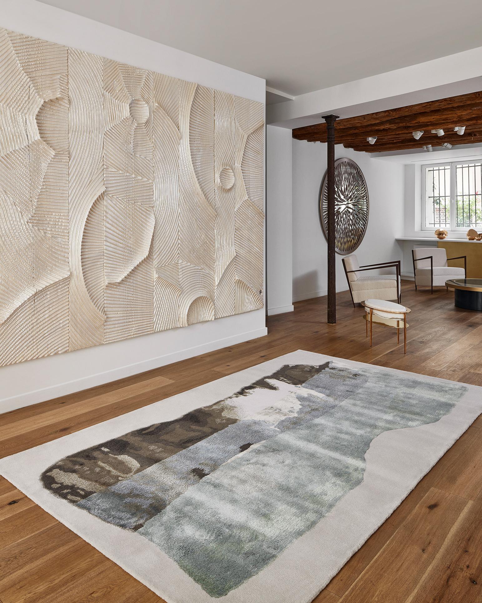 Littoral, Rug made by Ateliers Maison Pinton, from a Perrin&Perrin design. Wool, silk, cotton and bamboo. H 175 x L 285 cm / H 68,8 x W 112,2 in. Limited Edition of 6

For over 150 years, Pinton has been perpetuating the savoir-faire of the Royal