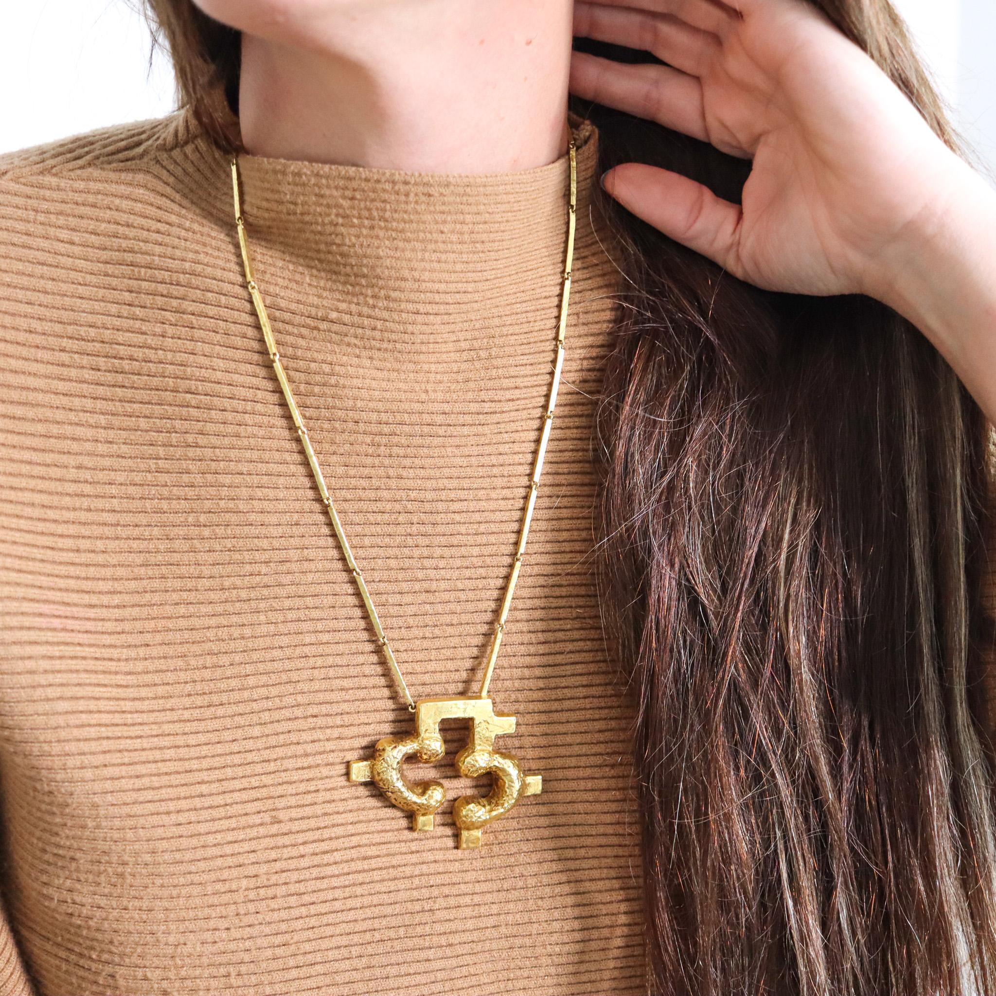 Liuba Wolf 1970 Concretism Sculptural Pendant Necklace Chain In 18Kt Yellow Gold 5