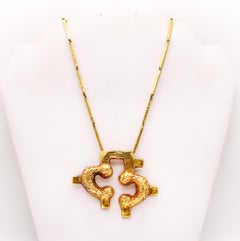 Liuba Wolf 1970 Concretism Sculptural Pendant Necklace Chain In 18Kt Yellow Gold