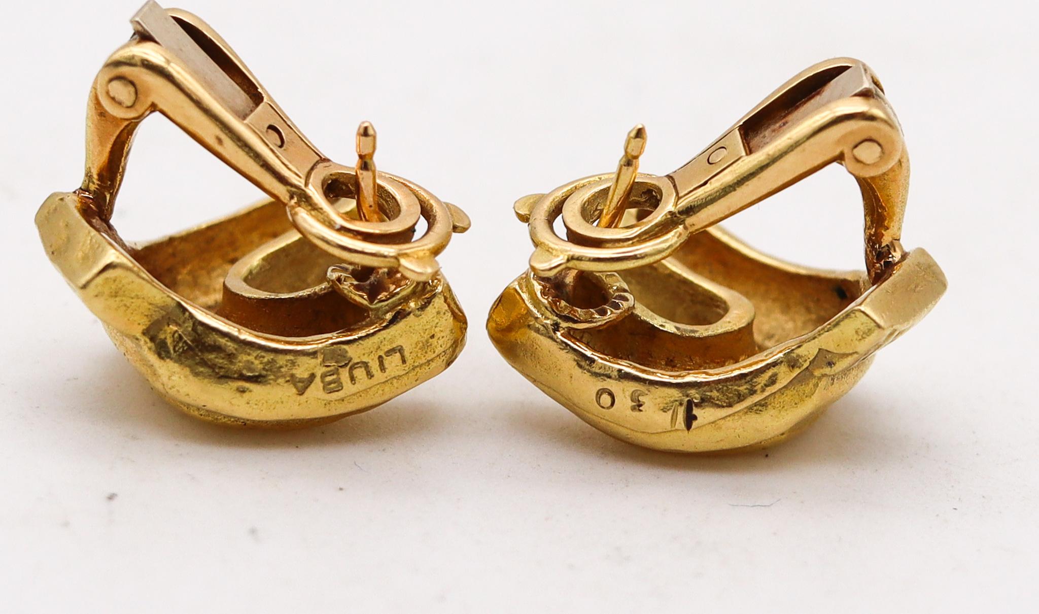 Modernist Liuba Wolf 1970 Sao Paulo Concretism Sculptural Earrings  In 18Kt Yellow Gold For Sale