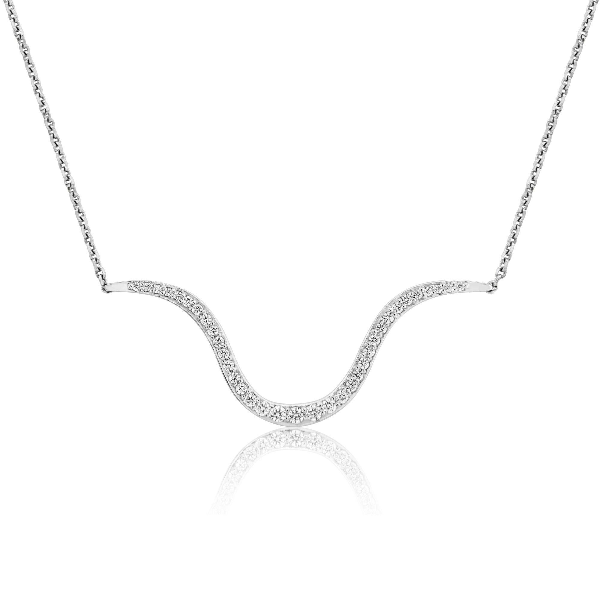 Contemporary Liv Luttrell Curve Earrings and Contour Pendant White Diamonds and White Gold For Sale
