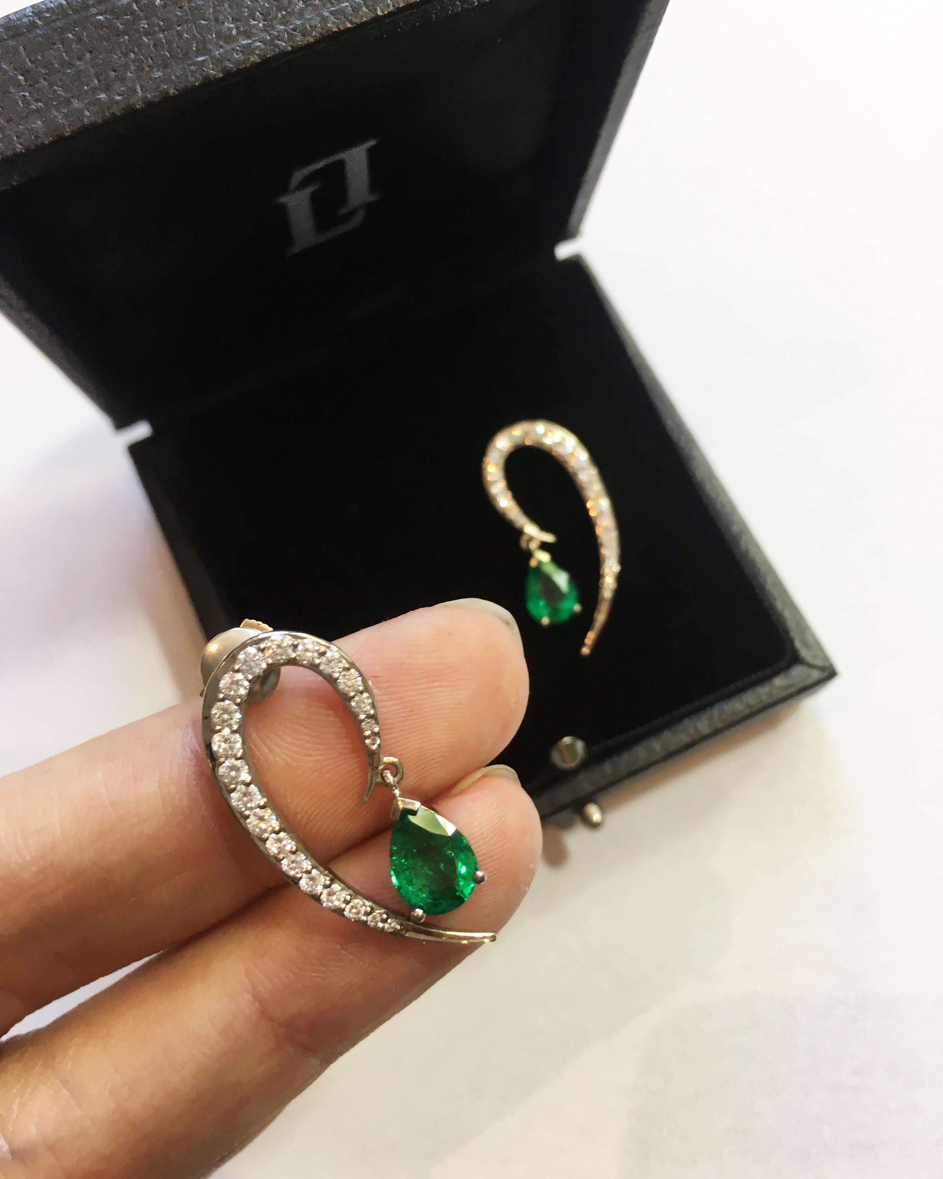 Liv Luttrell Full Curve White Gold and Diamond Emerald Earrings In New Condition For Sale In London, GB