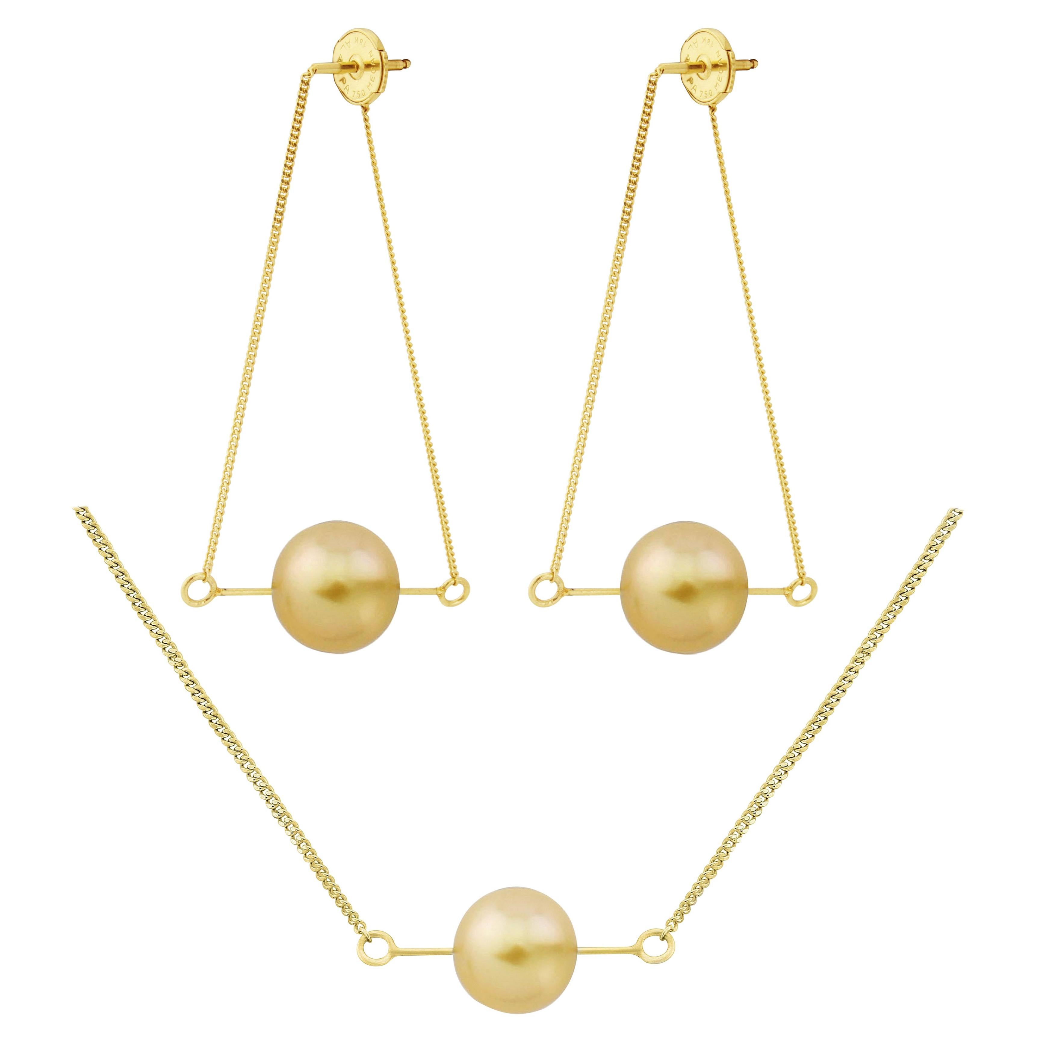 Liv Luttrell South Sea Pearl Kinetic Pearl Earrings and Pendant For Sale