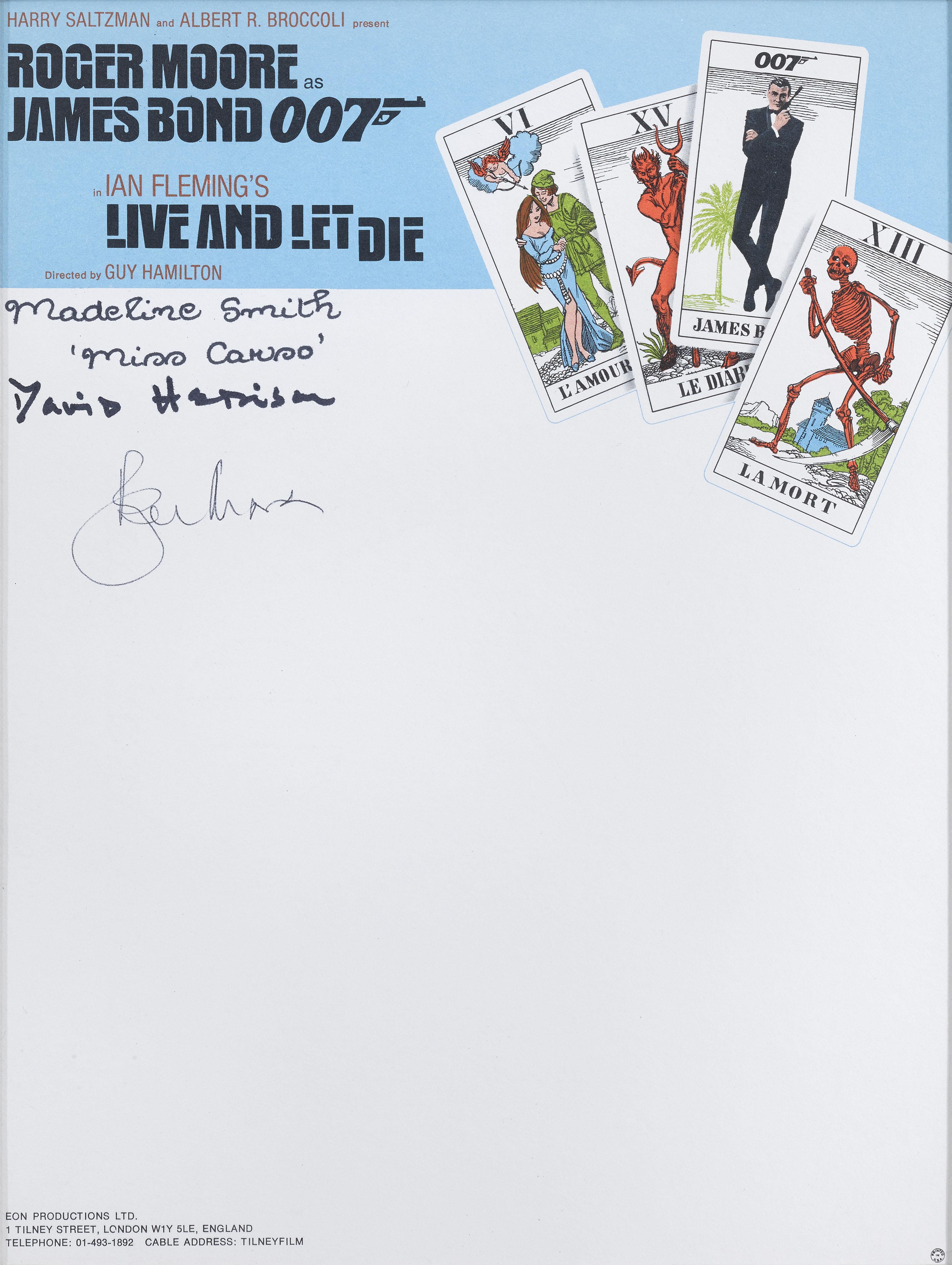 Signierter Studiobriefkopf, unterzeichnet von Roger Moore, David Hedison, Madeline Smith 'Miss Caruso'.

Dieses Werk ist konservatorisch gerahmt mit UV-Plexiglas in einem Obeche-Holzrahmen mit säurefreien Passepartouts und UV-Plexiglas. Die