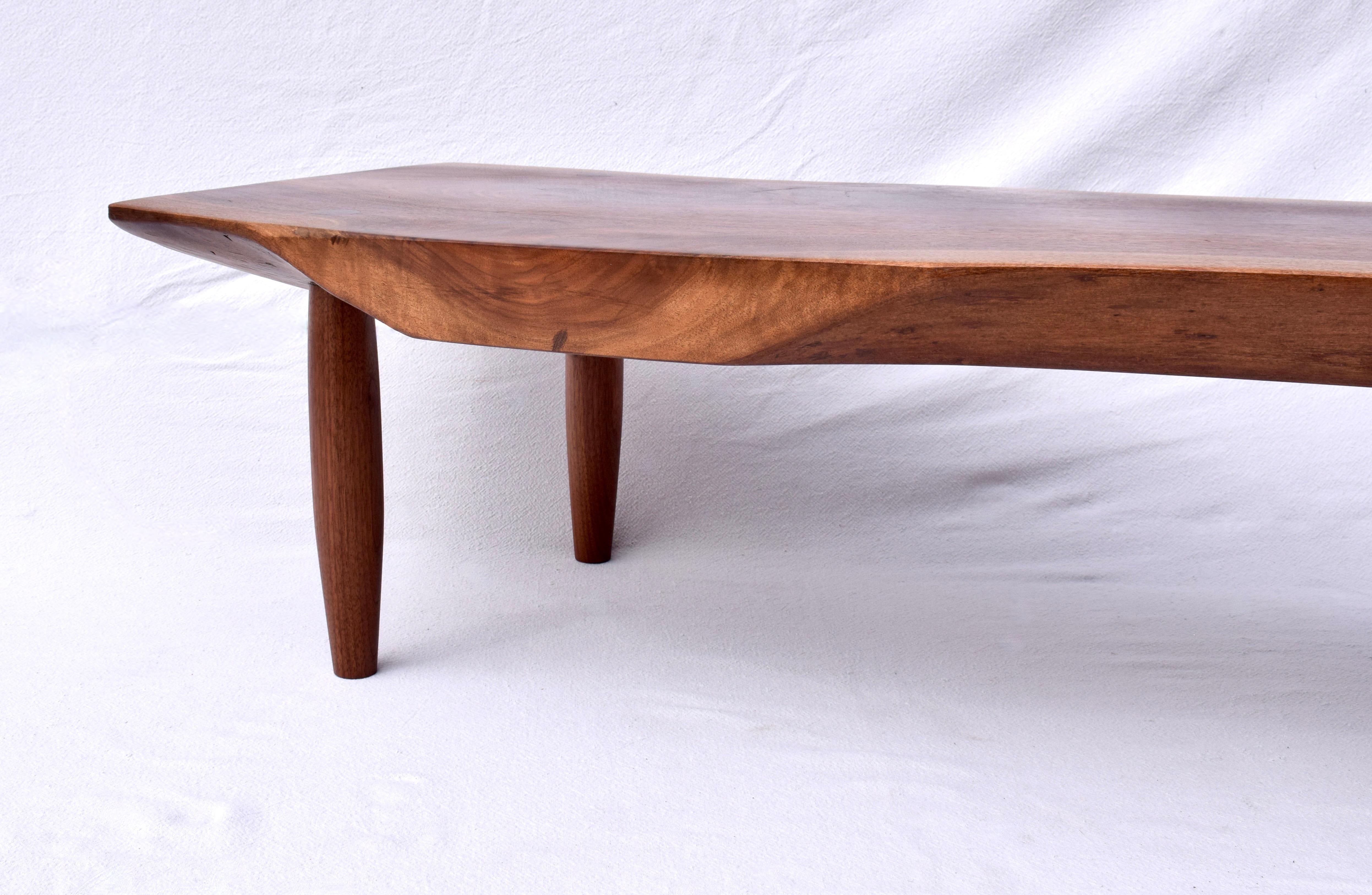 Table Studios en noyer noir d'après Phillip Lloyd Powell en vente 1