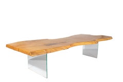 Live Edge Esstisch aus gebleichtem Nussbaum mit Glasfüßen