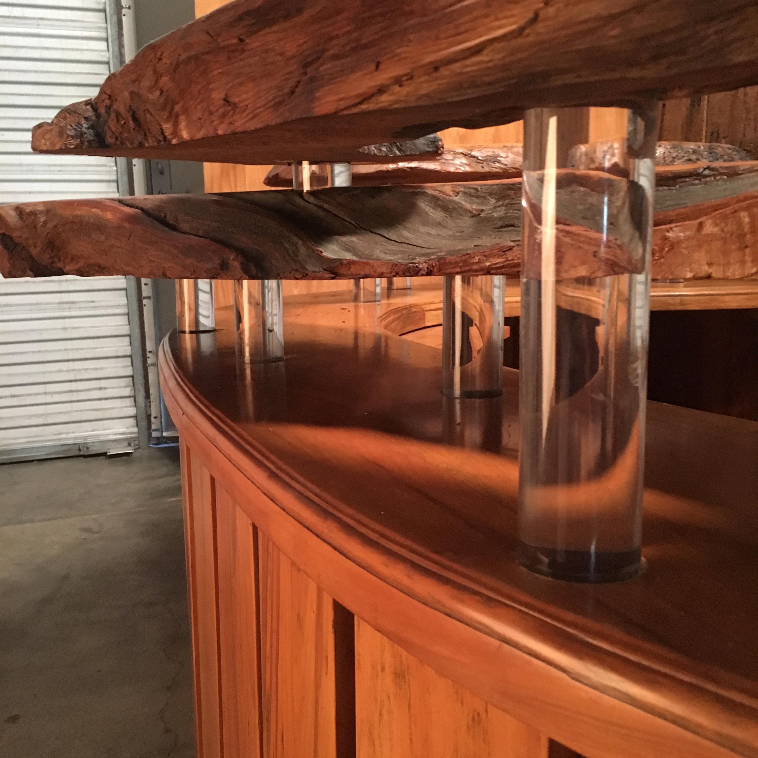 Live Edge Burl Wood Curved Bar In Good Condition In Denton, TX