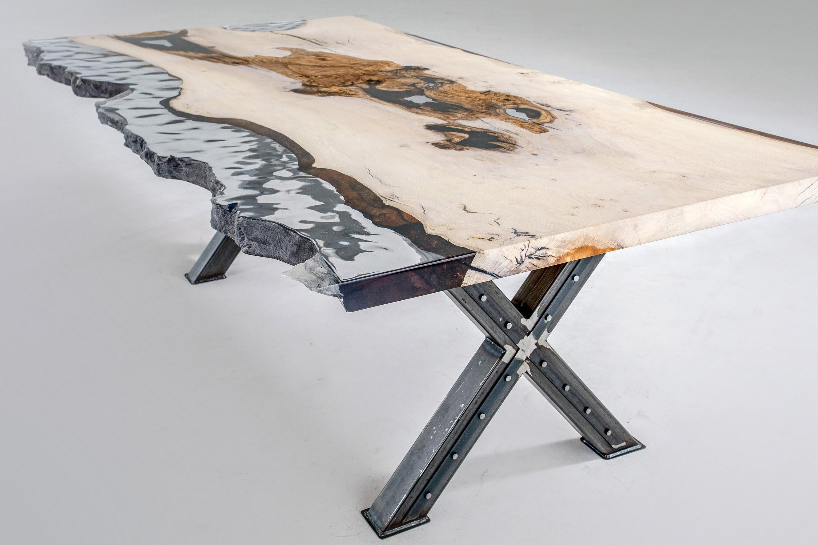 Live Edge Clear Resin Ash Wood Dining Table In New Condition For Sale In İnegöl, TR