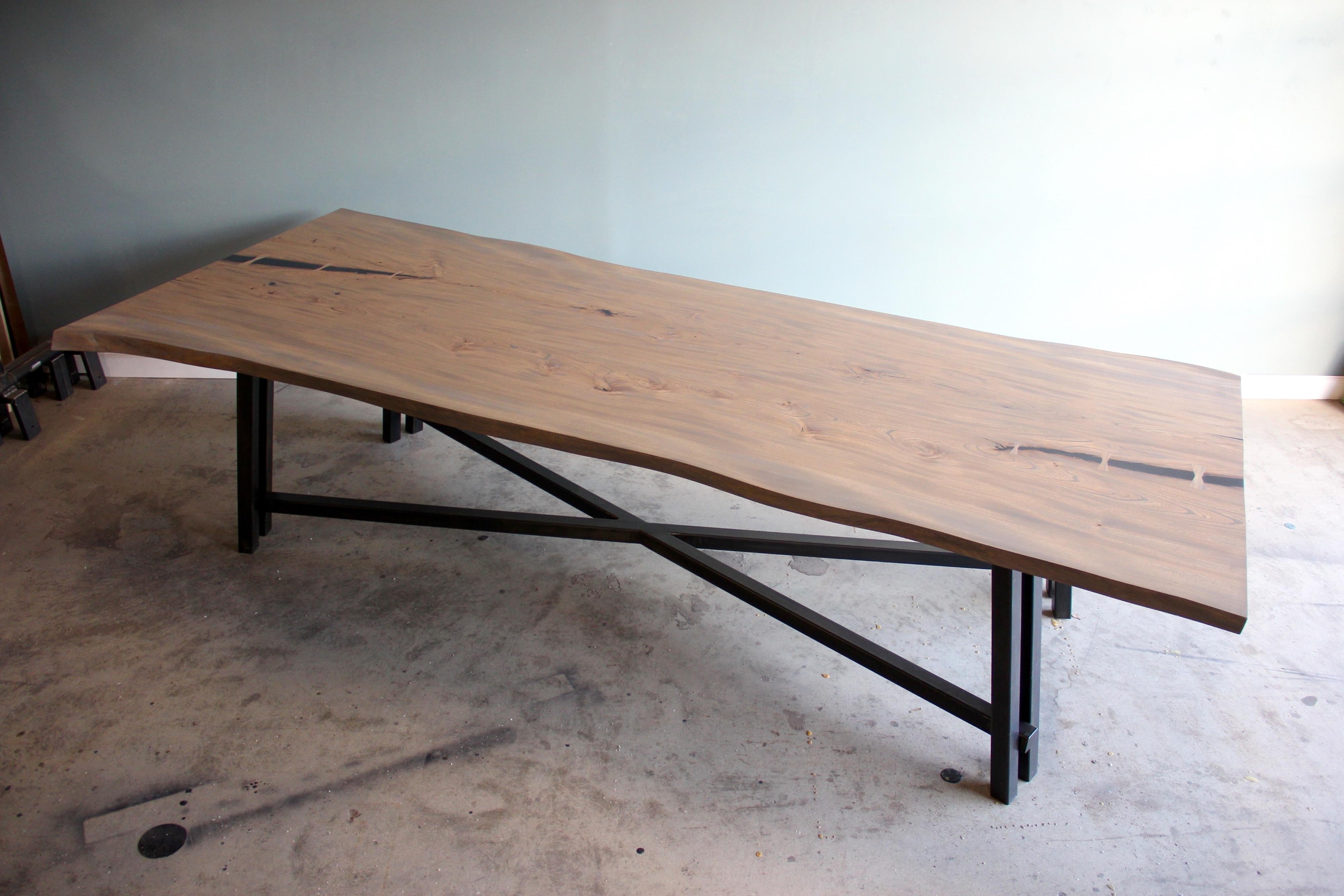 American Live Edge Dining Table with Steel Intersecting Base For Sale