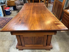 Scrivania direzionale Live Edge dell'artigiano texano Edward Alexander, CIRCA anni '80